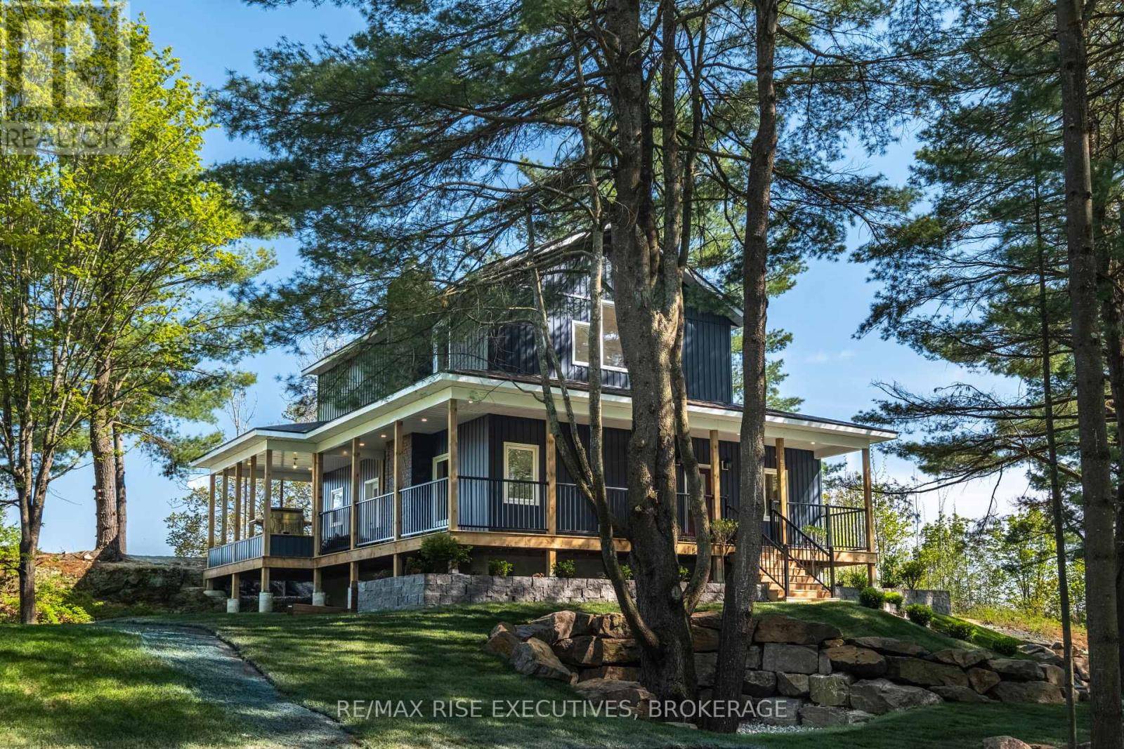 Frontenac (frontenac South), ON K0H1H0,1022 BRISCOE BAY LANE