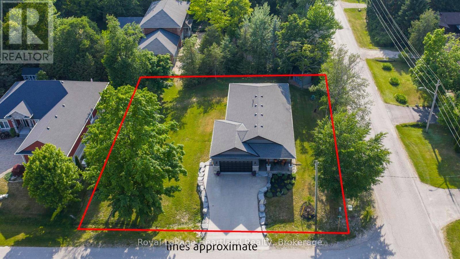 Bluewater (bayfield), ON N0M1G0,3 EUGENE STREET