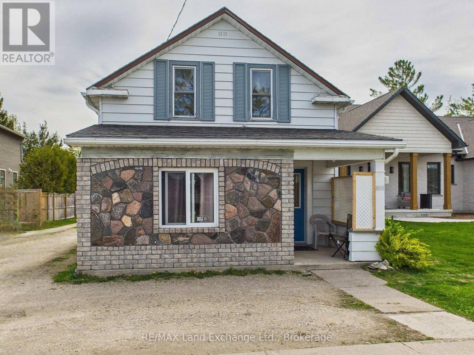 Kincardine, ON N2Z2H2,581 HURON TERRACE