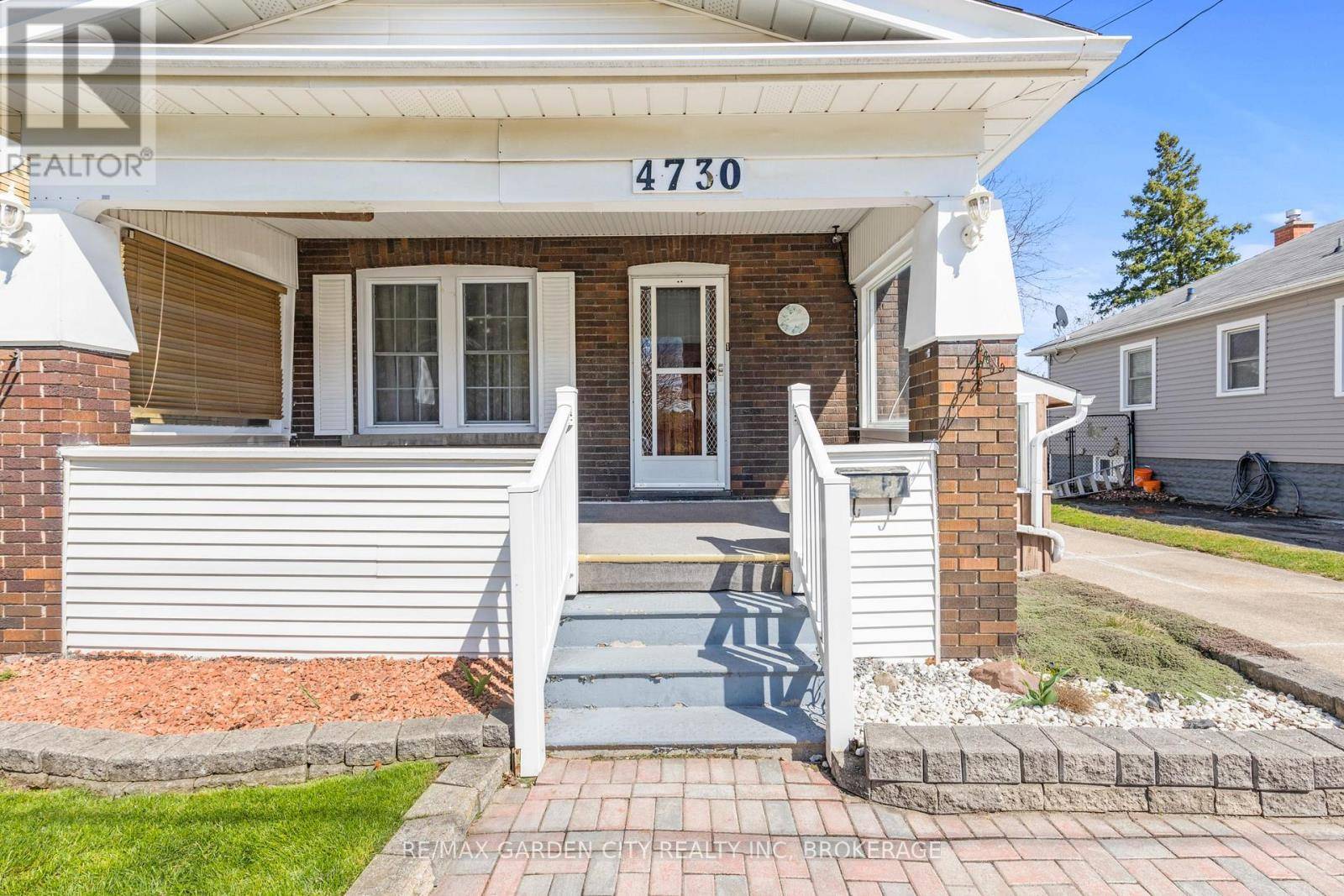 Niagara Falls (cherrywood), ON L2E4T7,4730 SIXTH AVENUE