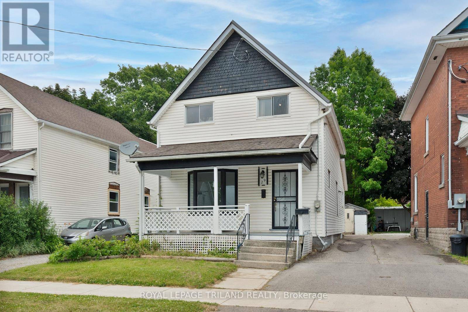 St. Thomas, ON N5P3E9,29 INKERMAN STREET