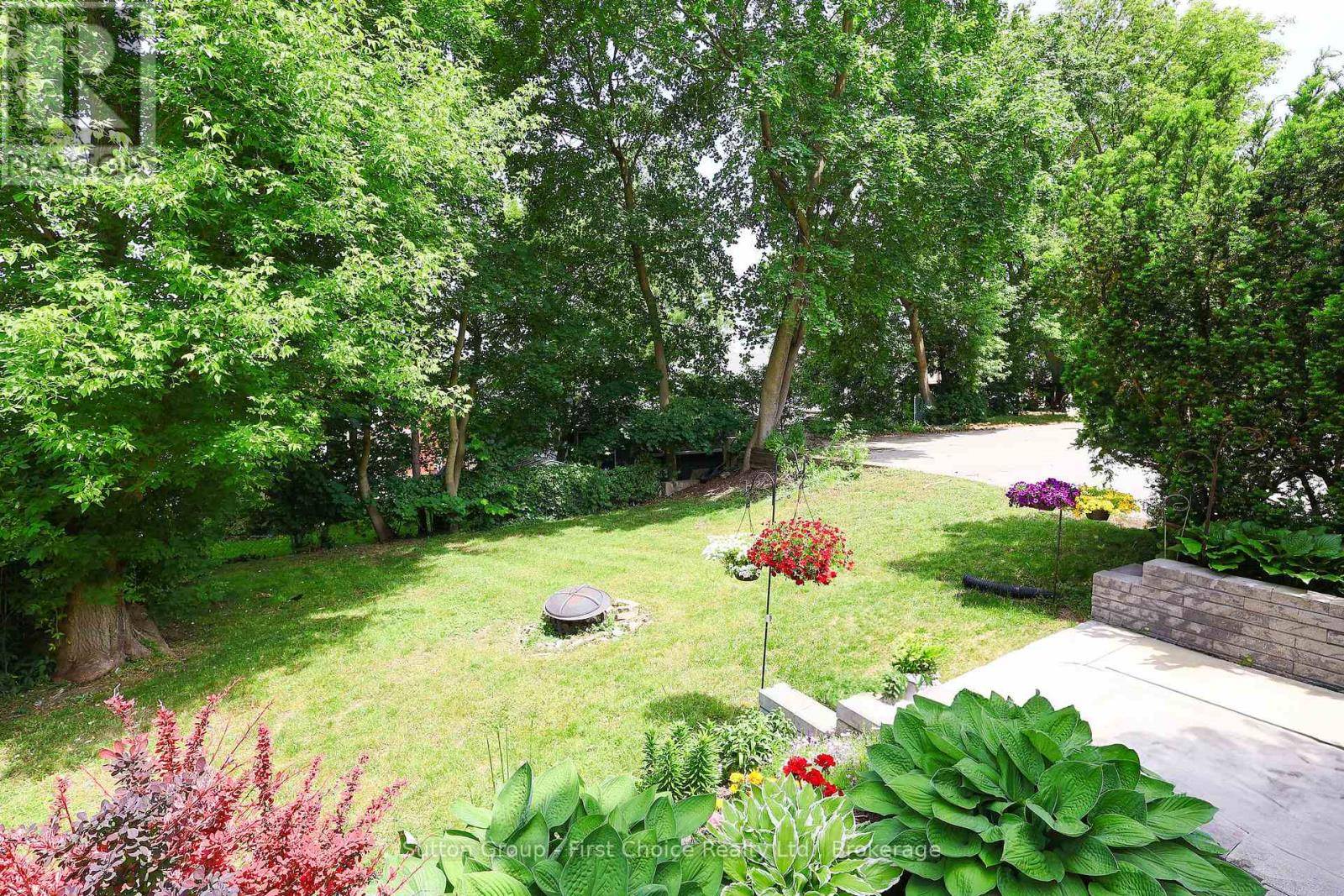 Stratford, ON N5A3E6,74 COBOURG STREET