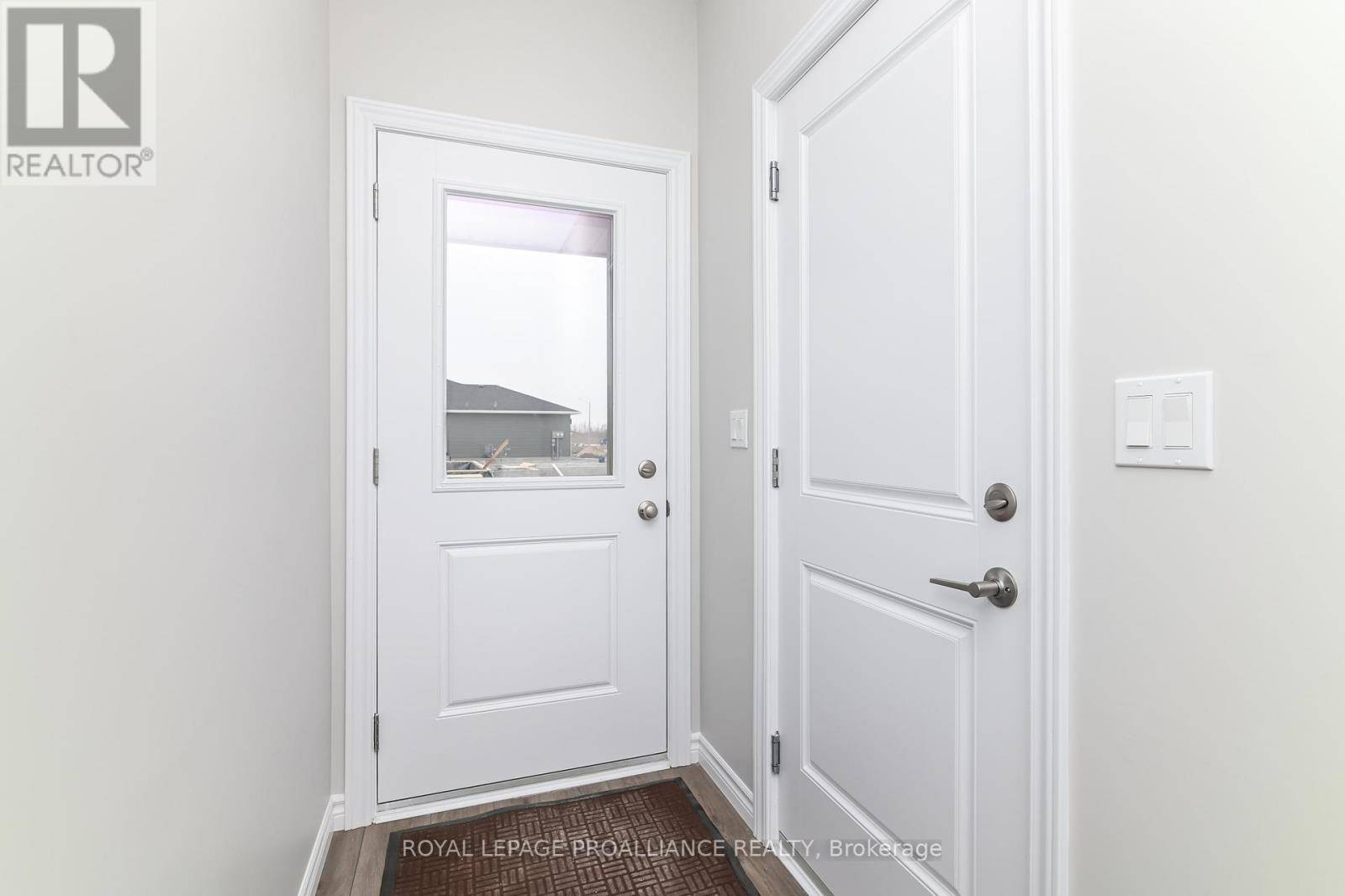 Belleville (belleville Ward), ON K8P0E5,116 SIENNA AVE #B
