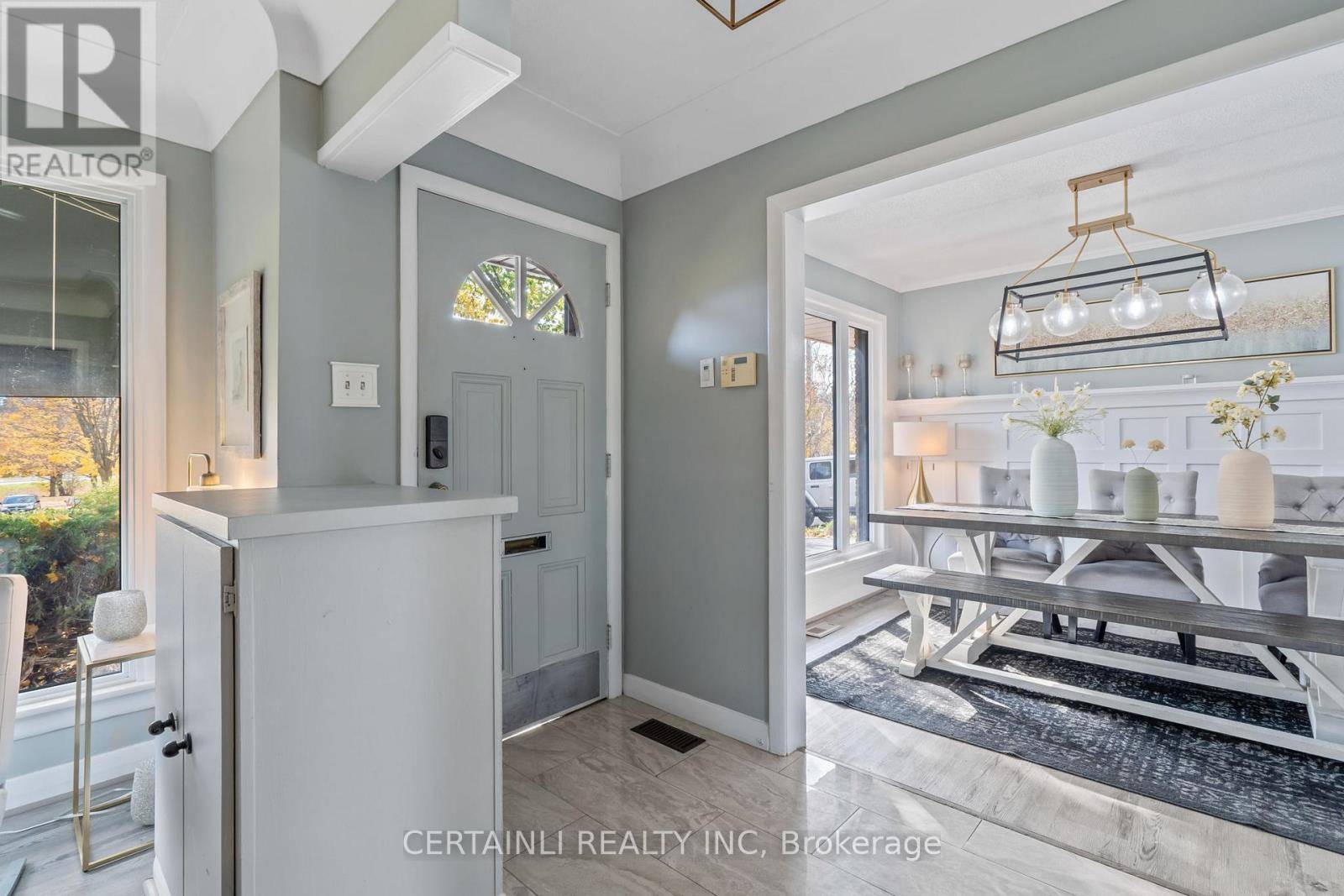 London North (north P), ON N6H2S2,645 RIVERSIDE DRIVE