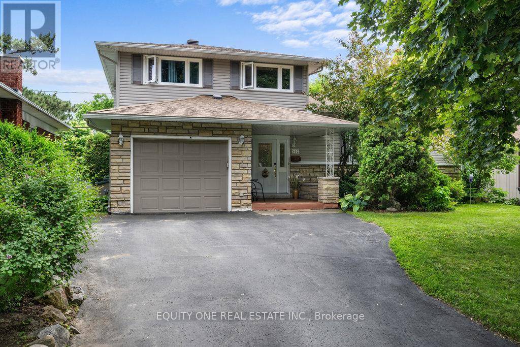 Ottawa, ON K1K1H4,542 SIROIS AVENUE