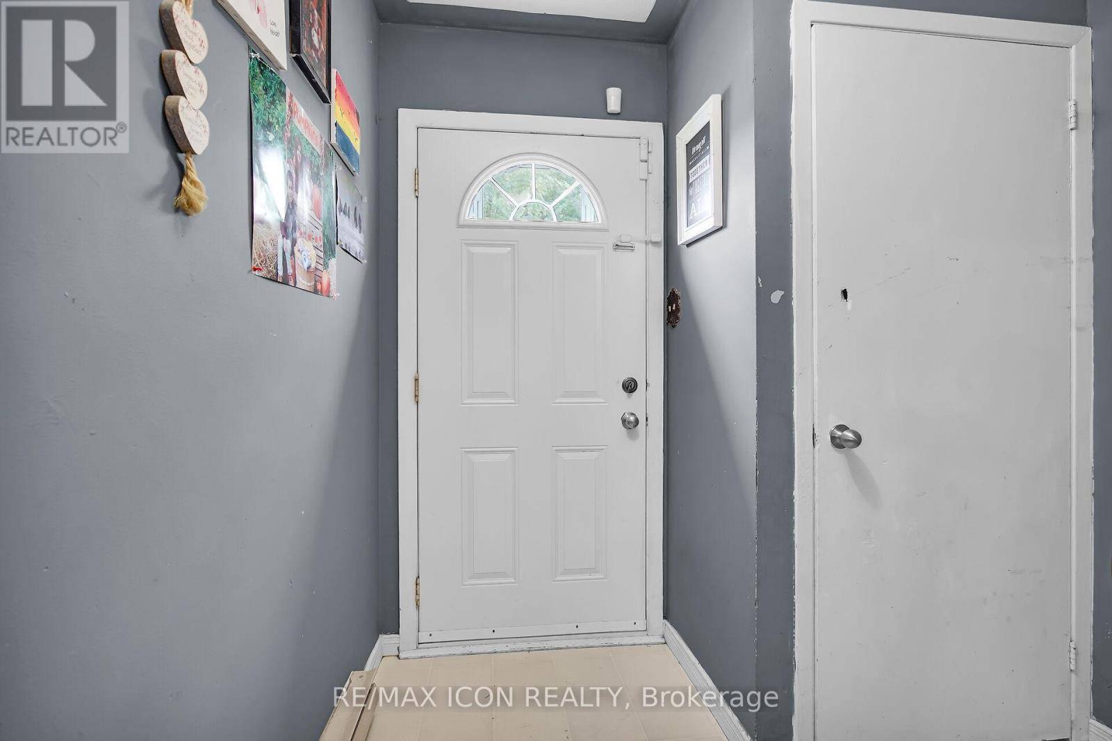 London East (east H), ON N5V3H6,1775 Culver DR #20