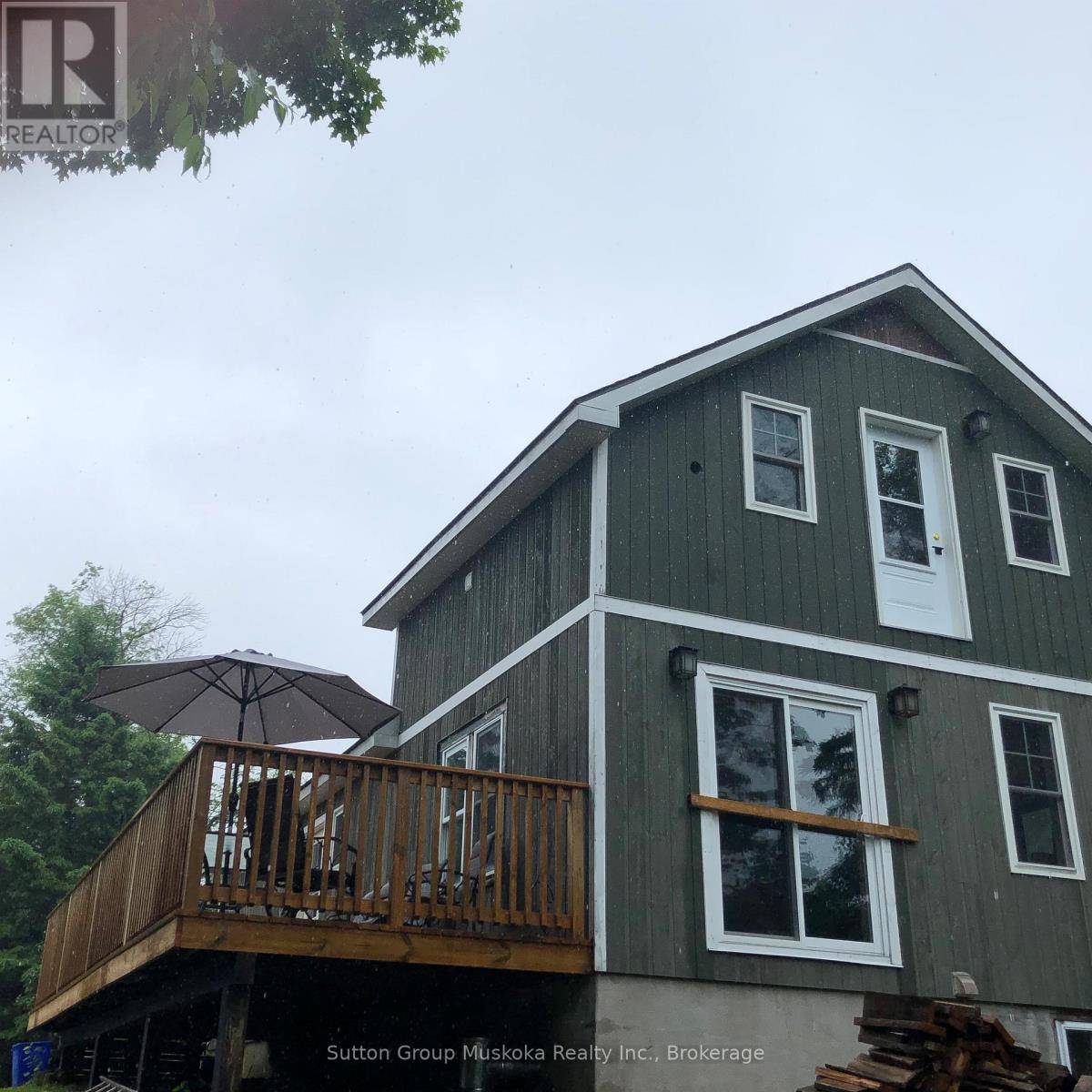 Huntsville (chaffey), ON P1H1V5,27 HENRY STREET
