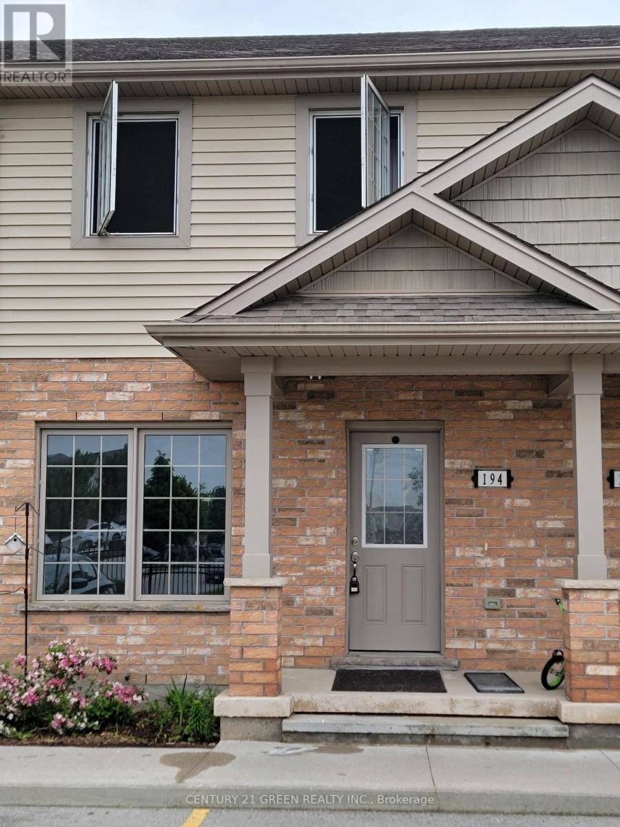 London South (south U), ON N6M0A7,3320 Meadowgate BLVD #194