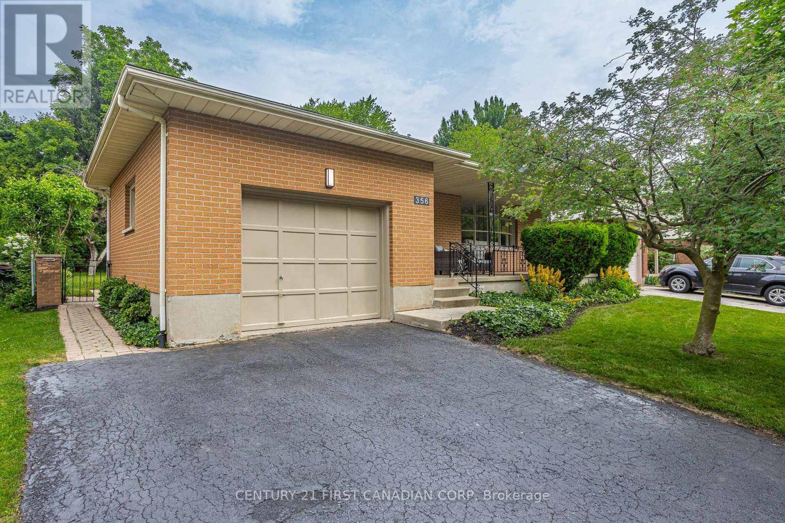 London North (north F), ON N6G3C9,356 BLACKACRES BOULEVARD