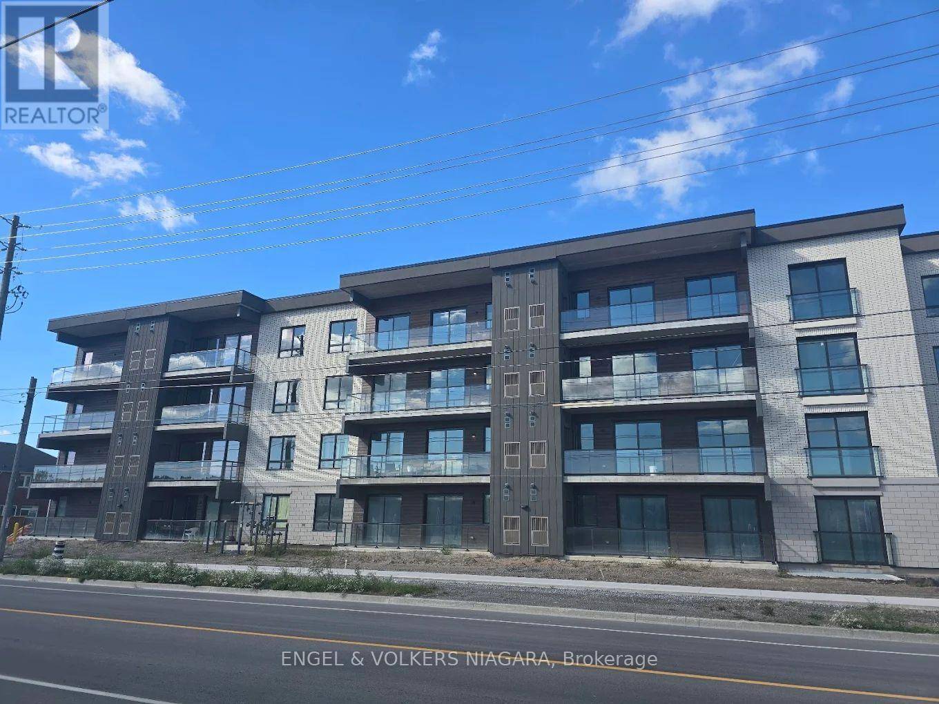 Niagara Falls (brown), ON L2H3W6,7549 KALAR RD #205