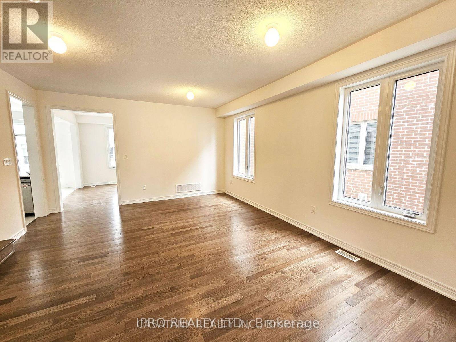Shelburne, ON L9V3Y6,372 Leanne LN #ROOM ONLY