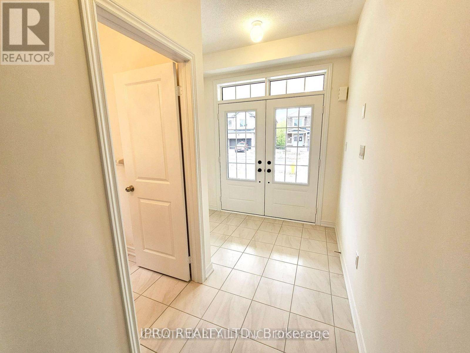 Shelburne, ON L9V3Y6,372 Leanne LN #ROOM ONLY