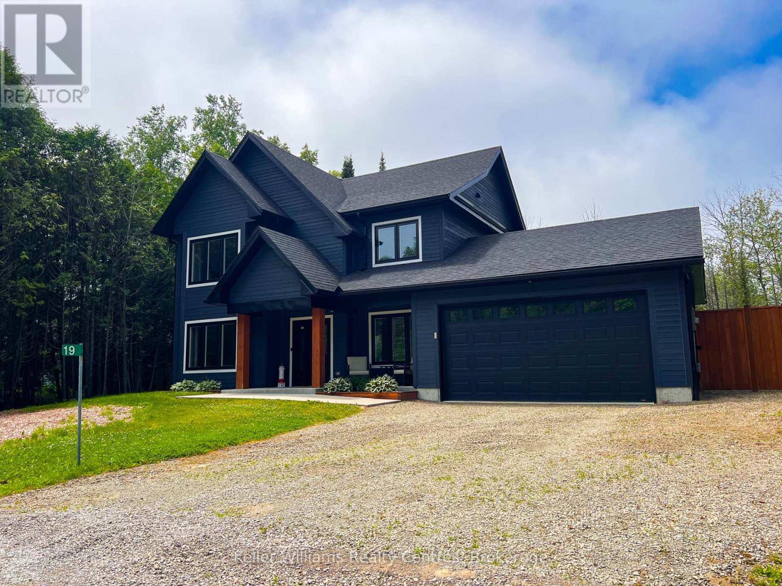 South Bruce Peninsula, ON N0H2T0,19 LAURDO CRESCENT