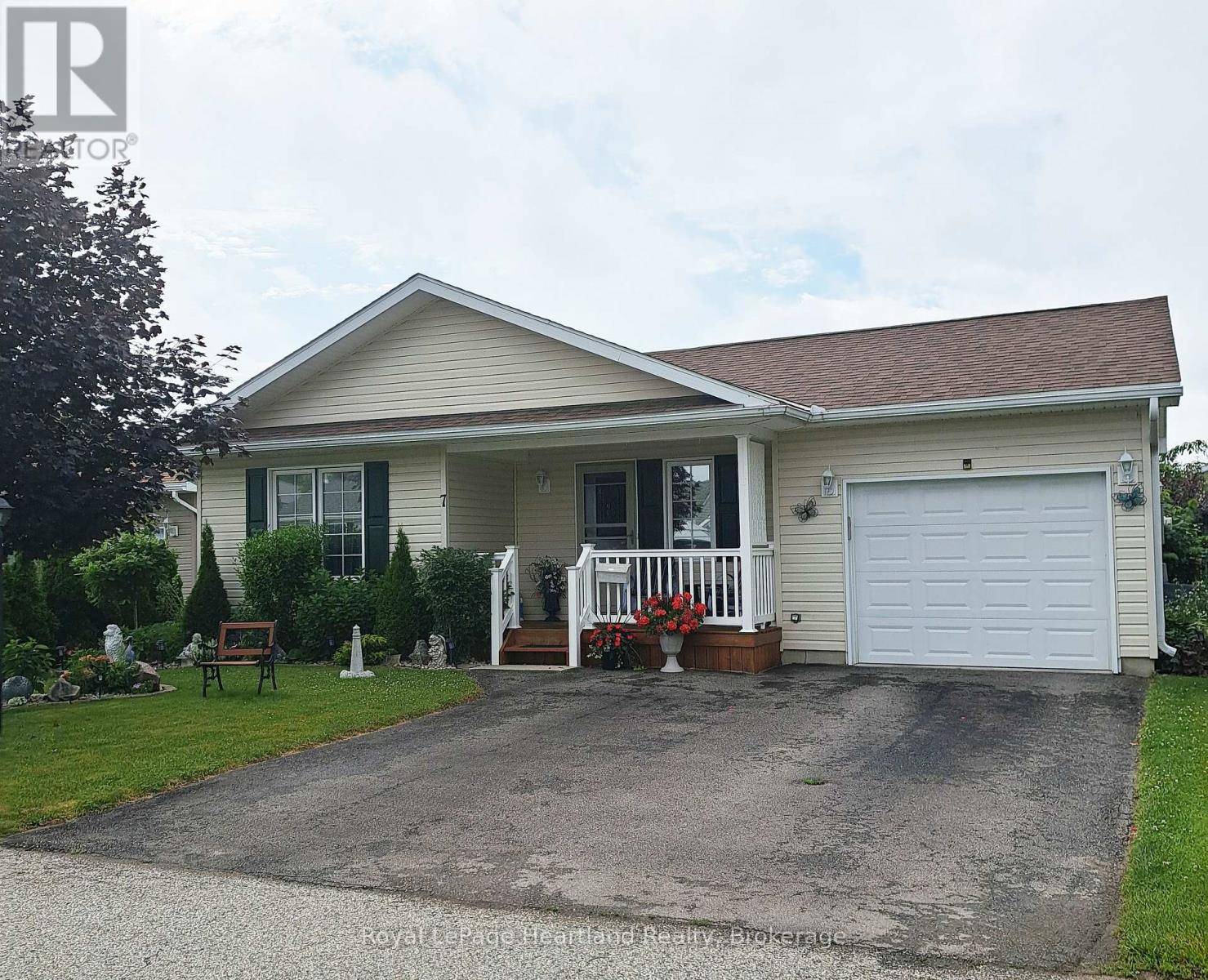 Strathroy-caradoc (se), ON N7G0C5,7 KELLESTINE DRIVE