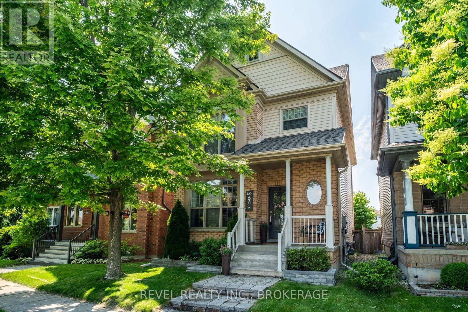 Kingston (city Northwest), ON K7P3J3,669 AUGUSTA DRIVE