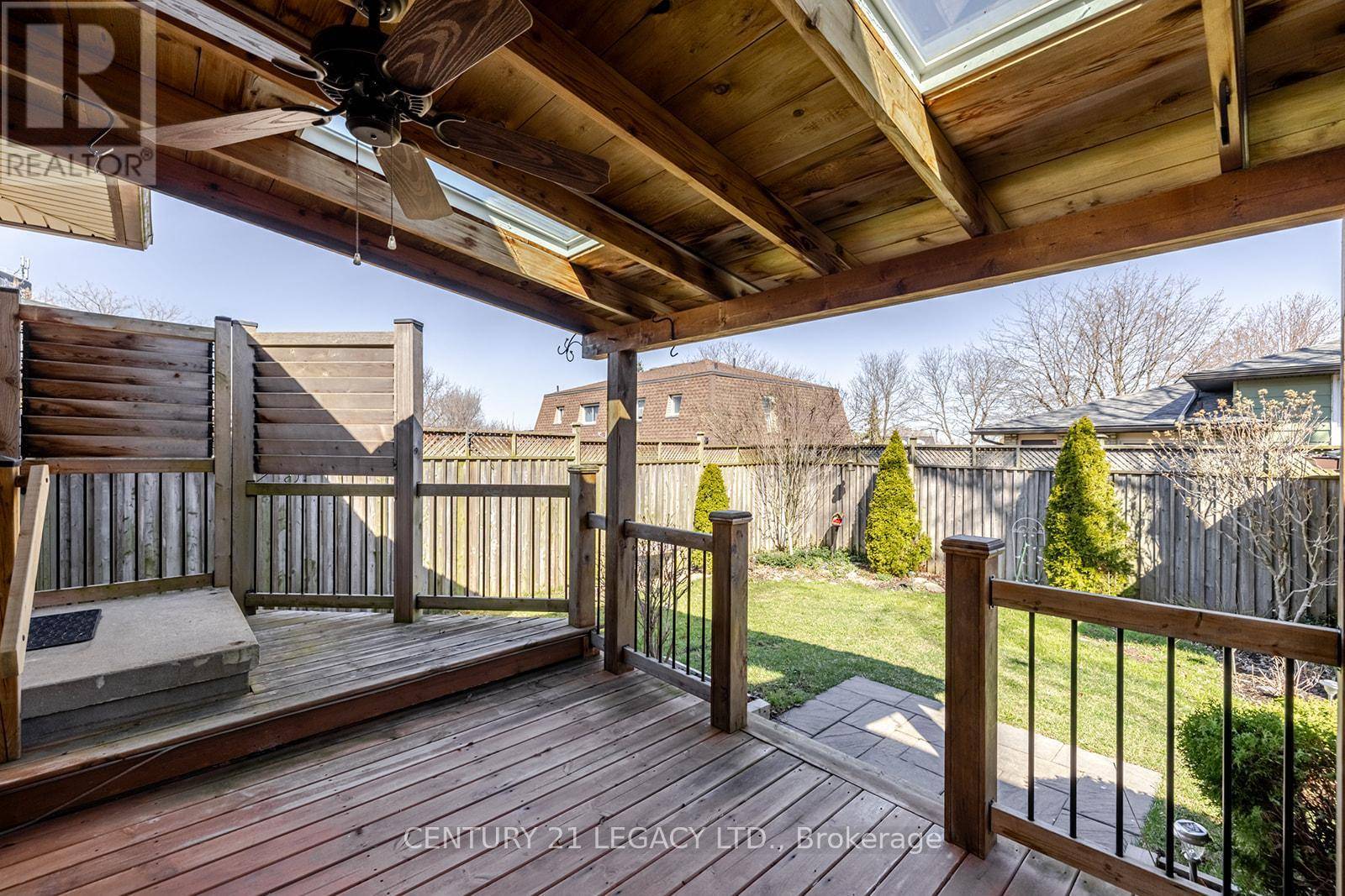 London South (south J), ON N5Z4K5,971 EAGLE CRESCENT