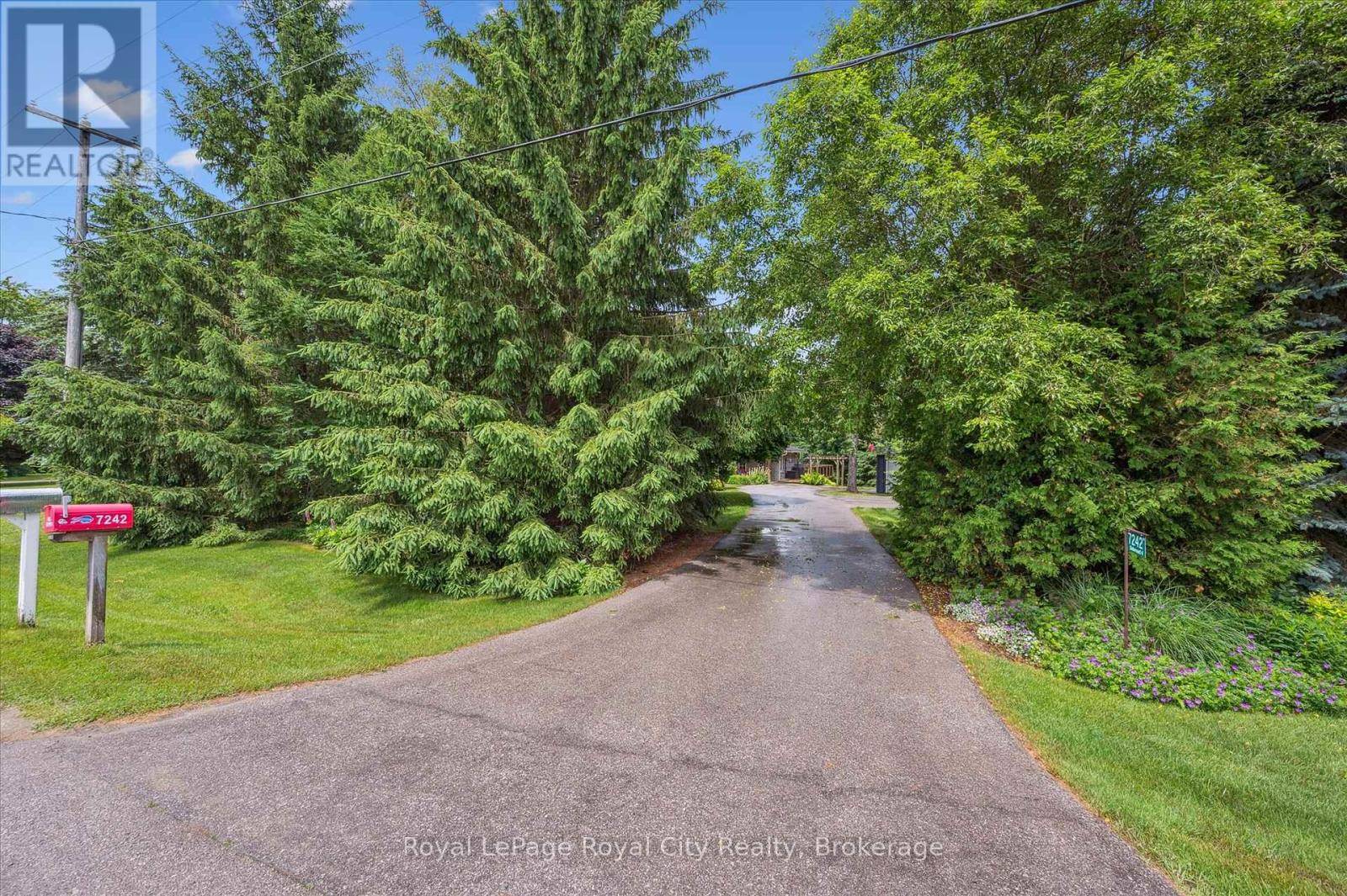Centre Wellington, ON N0B1B0,7242 4 SIDE ROAD