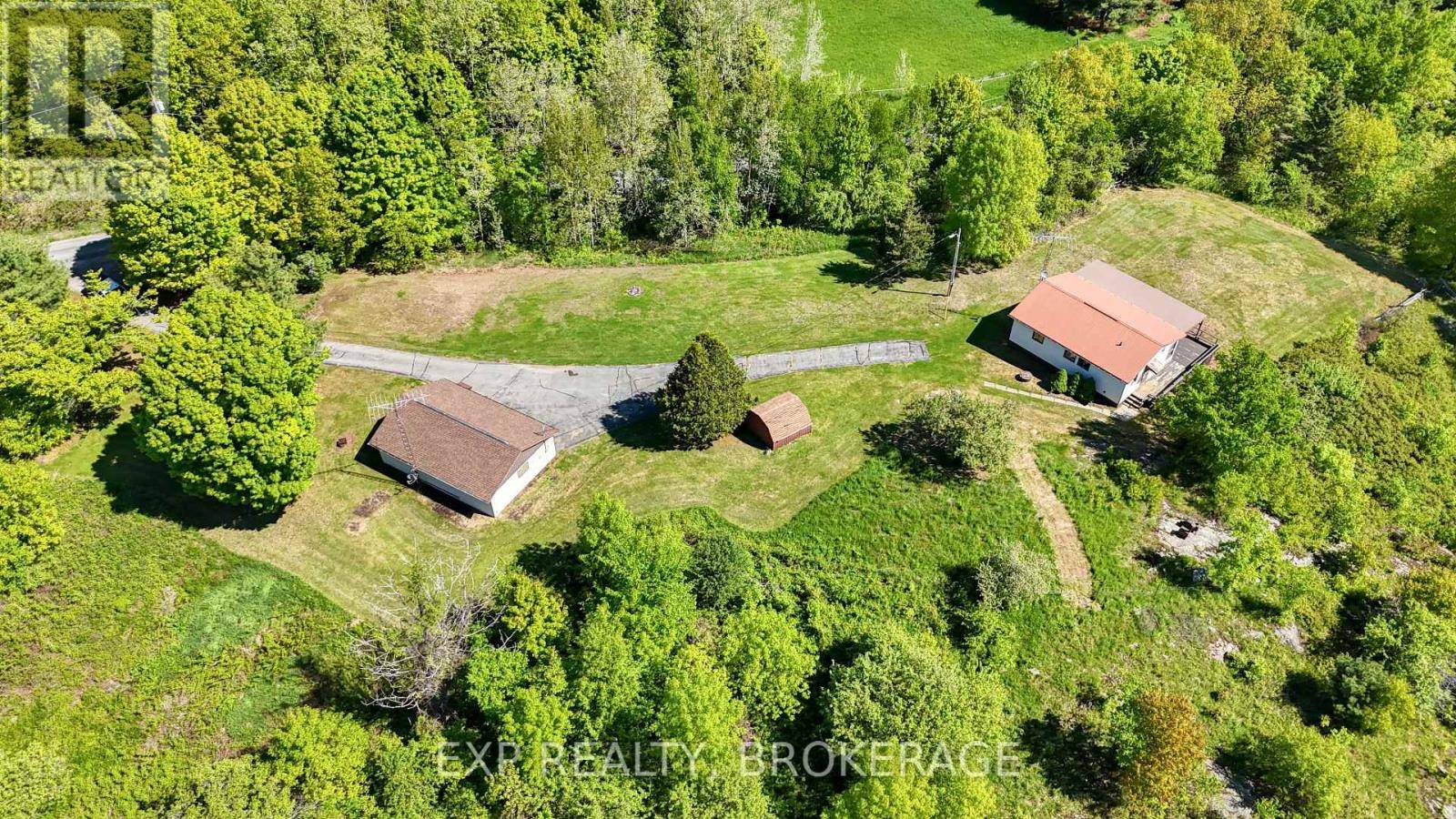 Frontenac (frontenac South), ON K0H2V0,1944A-1944B FISH CREEK ROAD