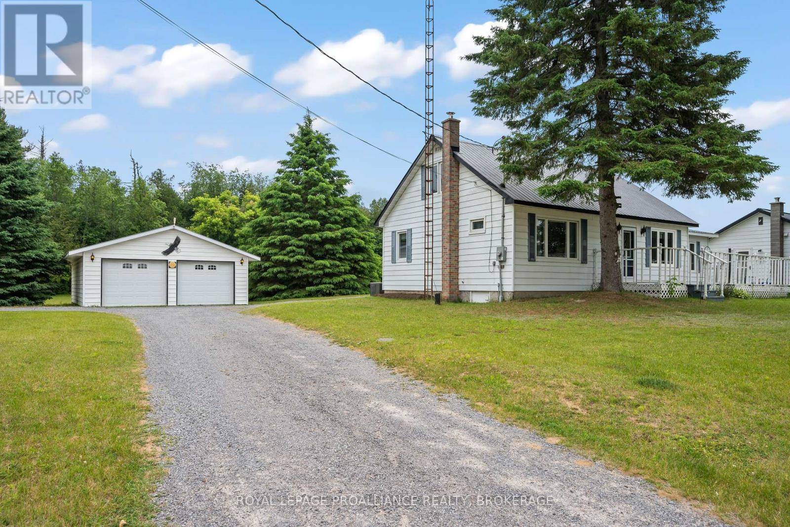 Frontenac (frontenac South), ON K0H1T0,7672 HIGHWAY 38