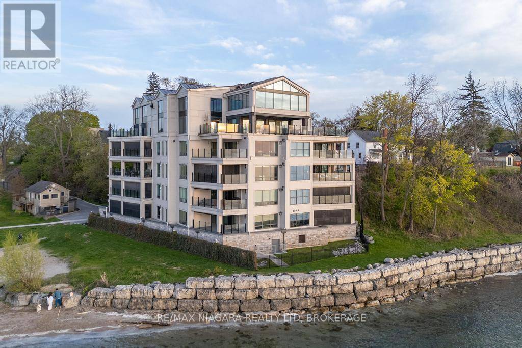 St. Catharines (port Dalhousie), ON L2N4W4,10 Dalhousie AVE #201