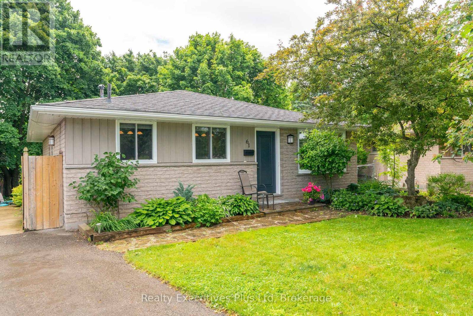 Guelph (grange Road), ON N1E6J4,61 MCILWRAITH CRESCENT