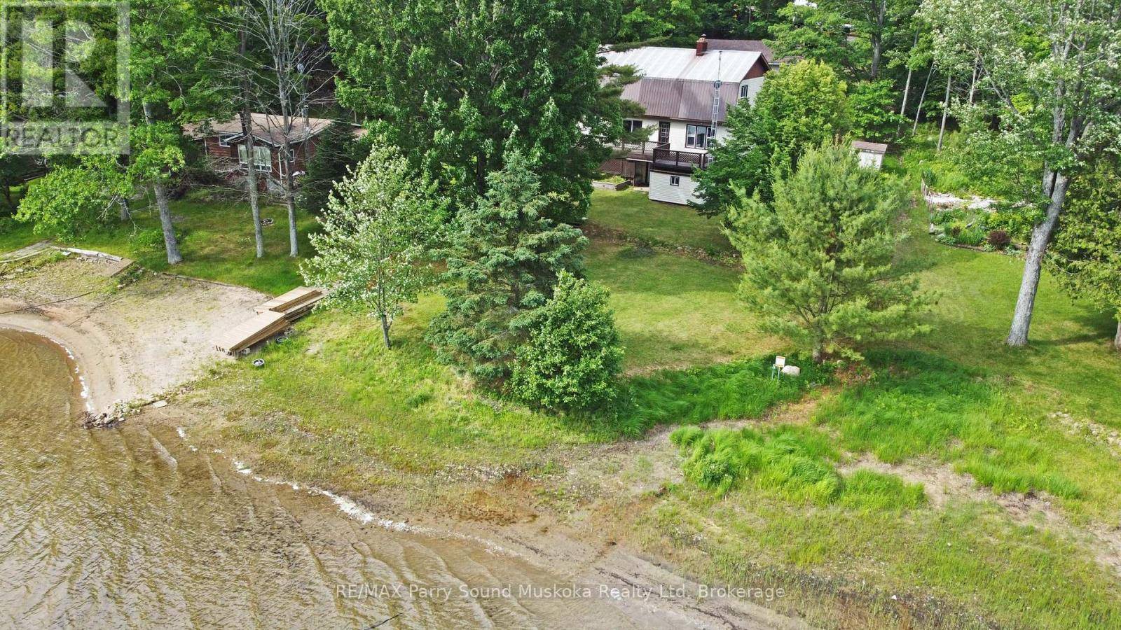 Carling, ON P0G1G0,10 PINE VALLEY DRIVE