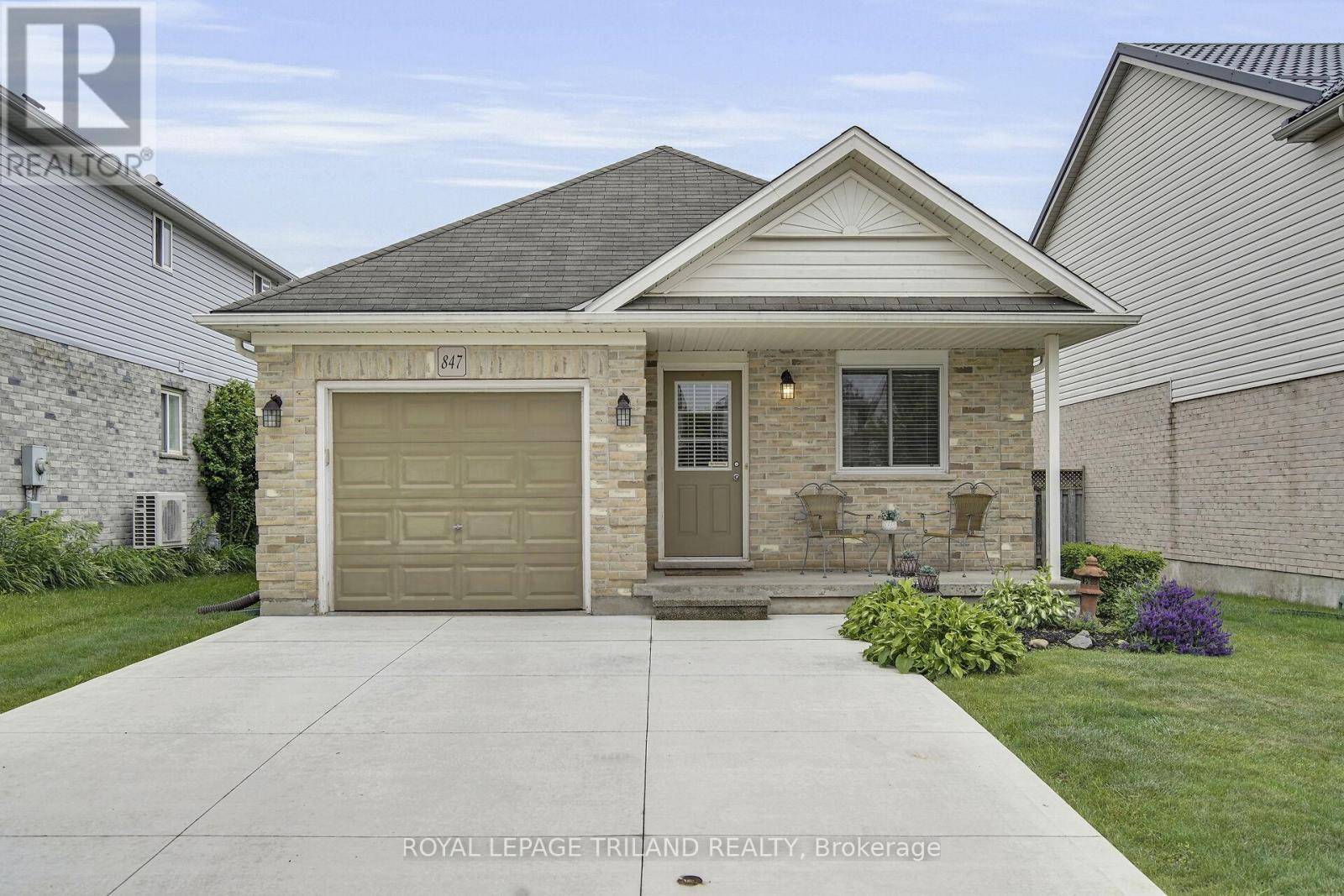 London North (north C), ON N5X4G7,847 MARIGOLD STREET