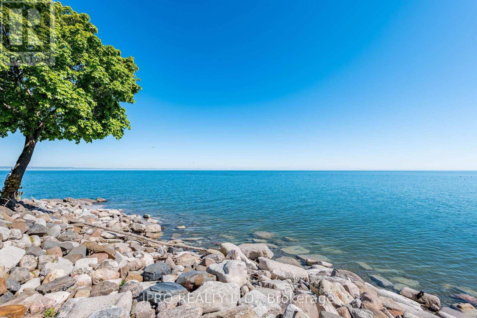 Hamilton (stoney Creek), ON L8E0G1,45 Seabreeze CRES #20