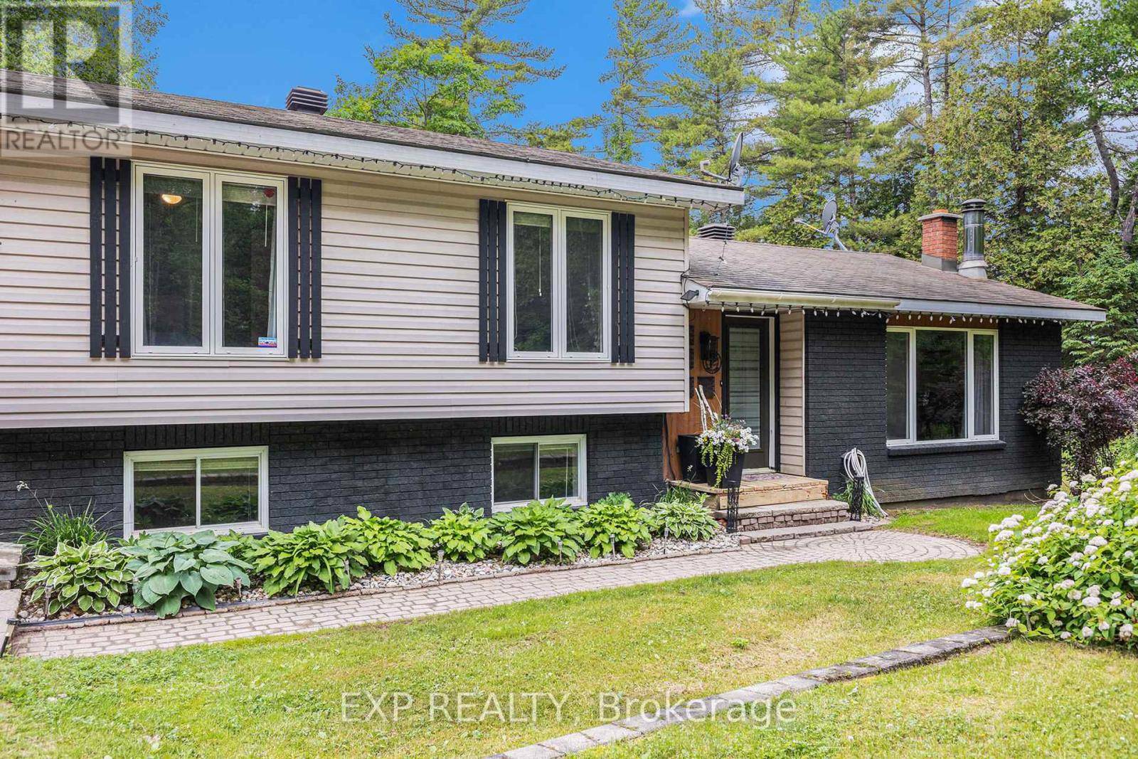 Lanark Highlands, ON K0A1P0,719 DARLING ROAD