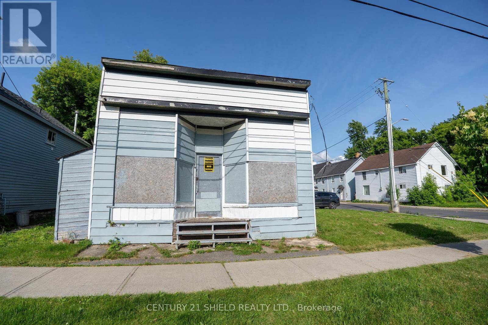 Cornwall, ON K6H3Z3,42-46 MARLBOROUGH STREET S
