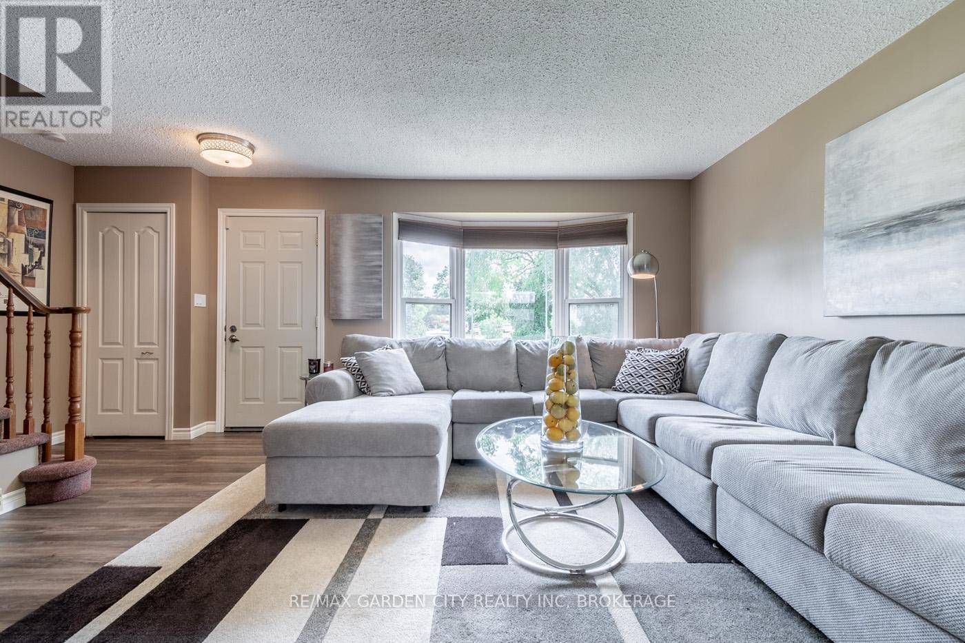 St. Catharines (lakeport), ON L2N6R6,4 BULA DRIVE