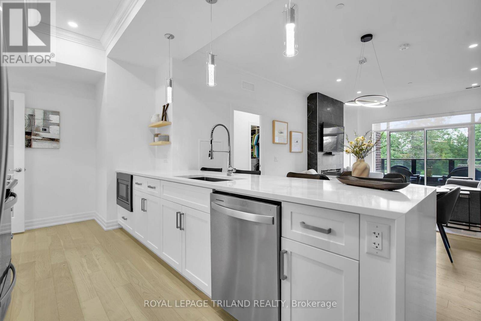 London North (north R), ON N6G0Z3,480 Callaway RD #209
