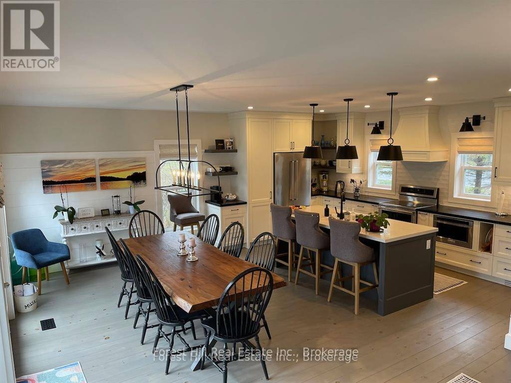 Muskoka Lakes (medora), ON P0B1J0,26 HARRIS STREET