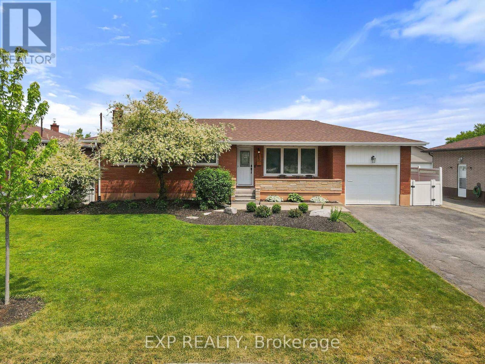 Welland (lincoln/crowland), ON L3B4R6,653 LINCOLN STREET