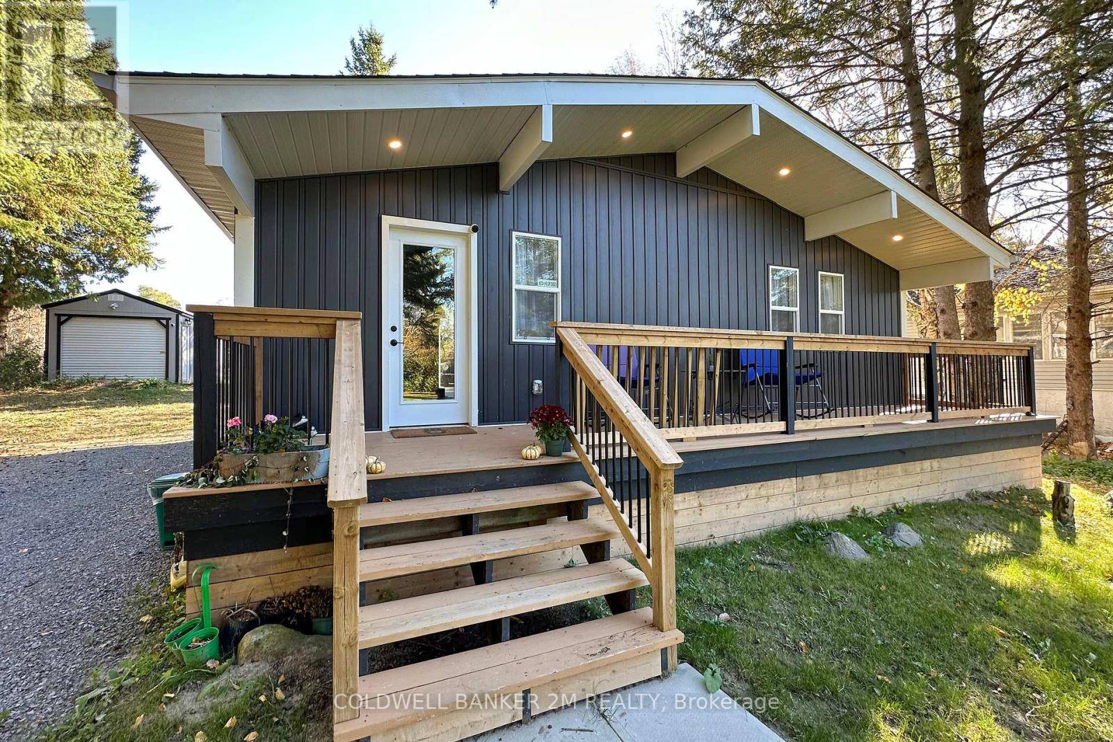 Kawartha Lakes (manvers), ON L0B1K0,122 MCGILL DRIVE