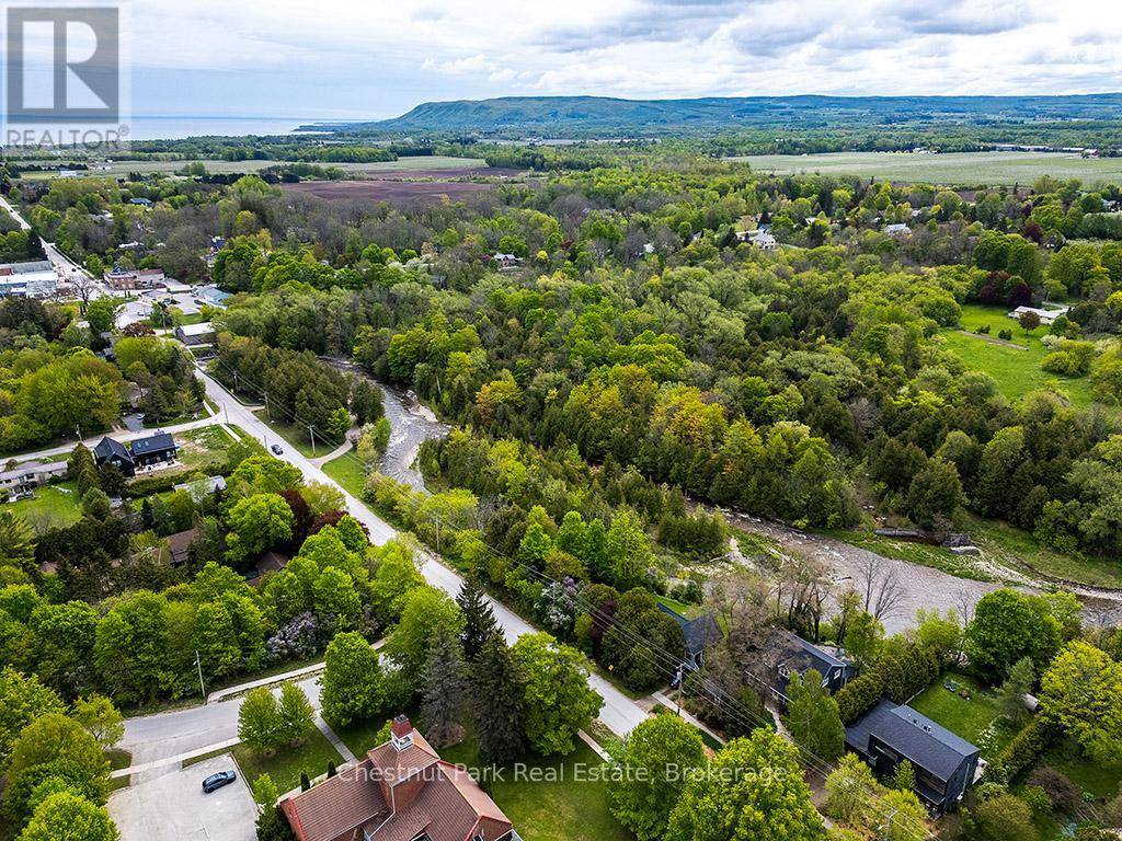 Blue Mountains, ON N0H1J0,114 CLARK STREET