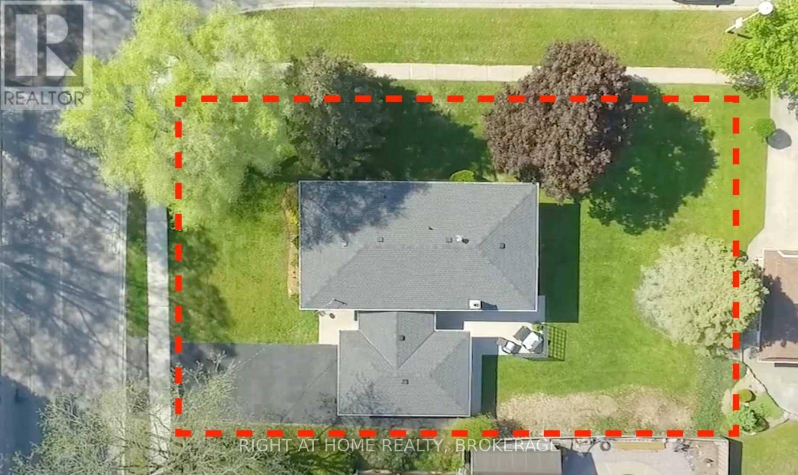 Pelham (fonthill), ON L0S1E2,1190 HAIST STREET