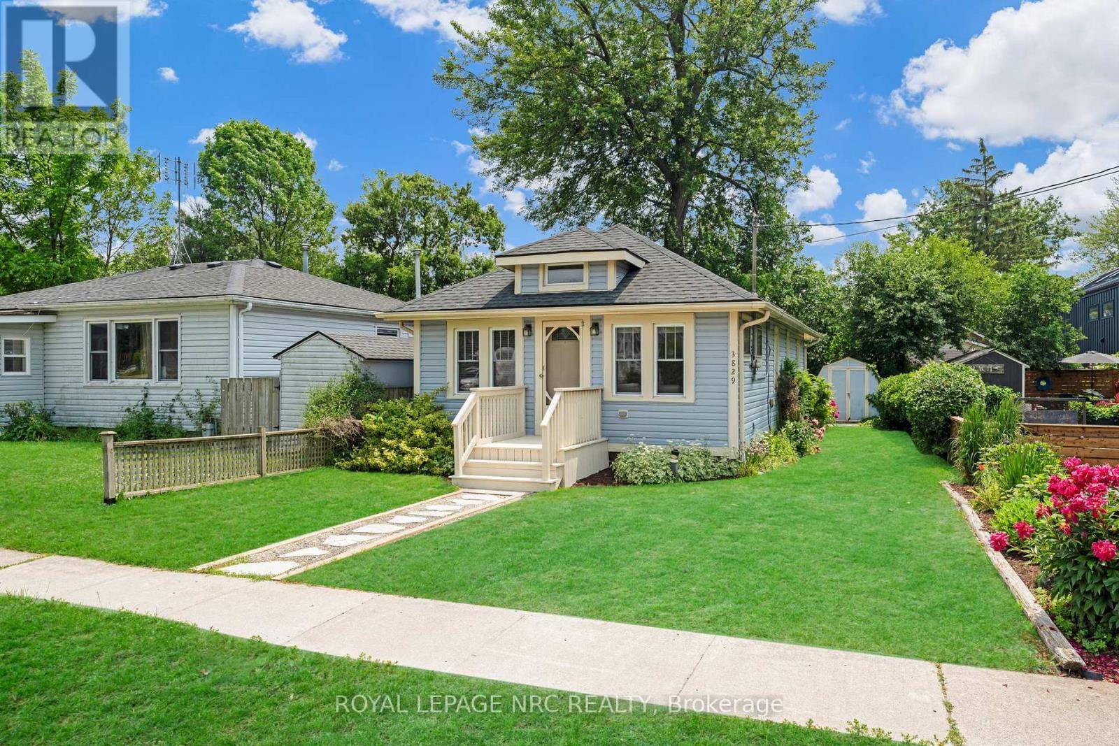 Fort Erie (crystal Beach), ON L0S1B0,3829 BRUNSWICK AVENUE