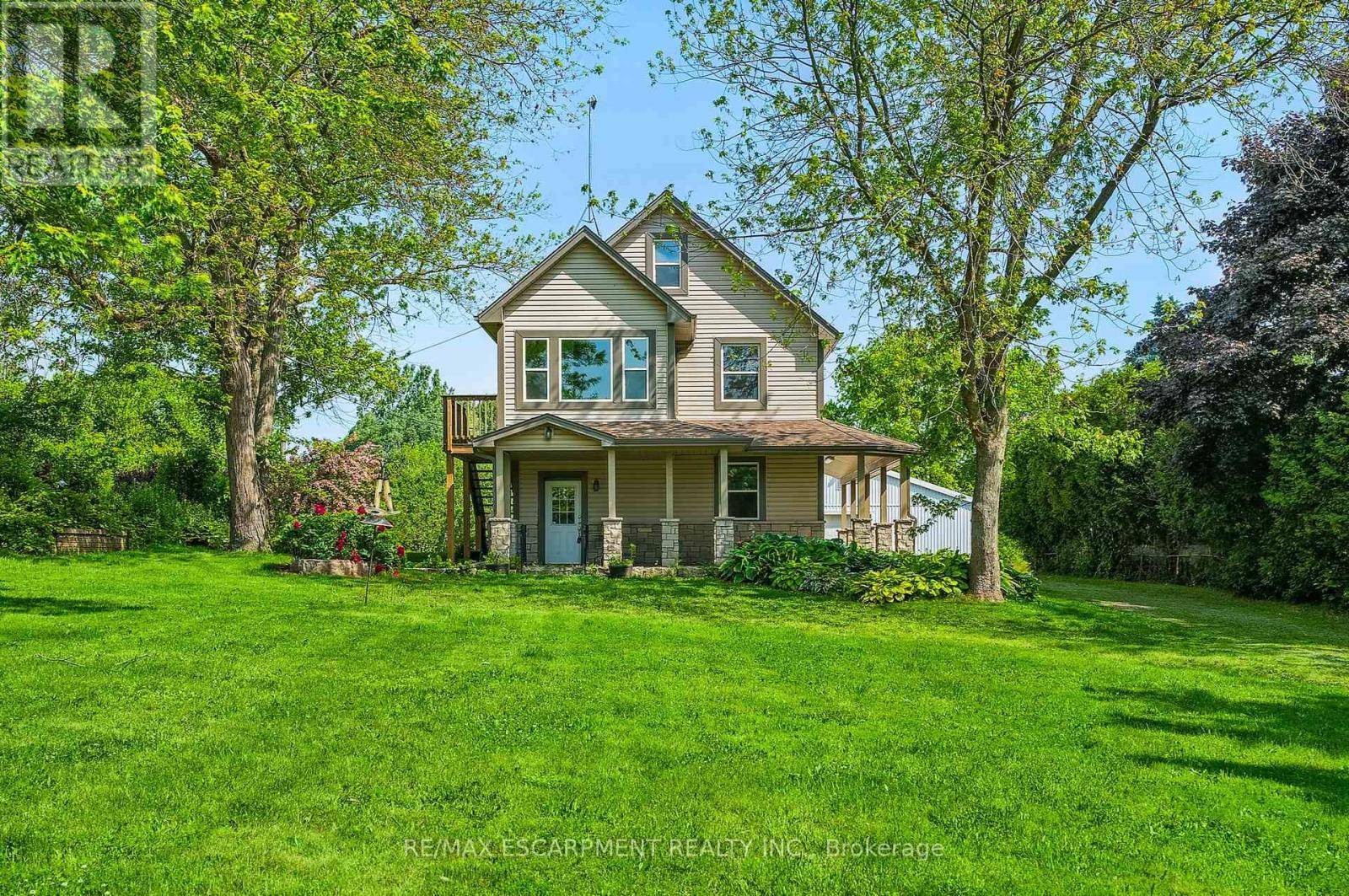Hamilton (greensville), ON L9H5E2,483 HARVEST ROAD