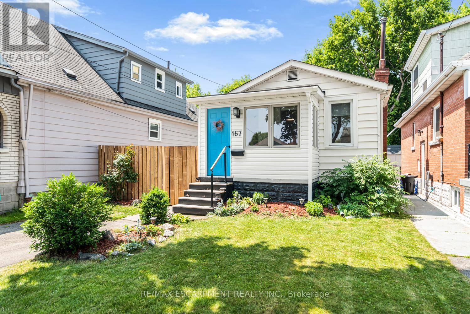 Hamilton (normanhurst), ON L8H5N9,167 TOLTON AVENUE