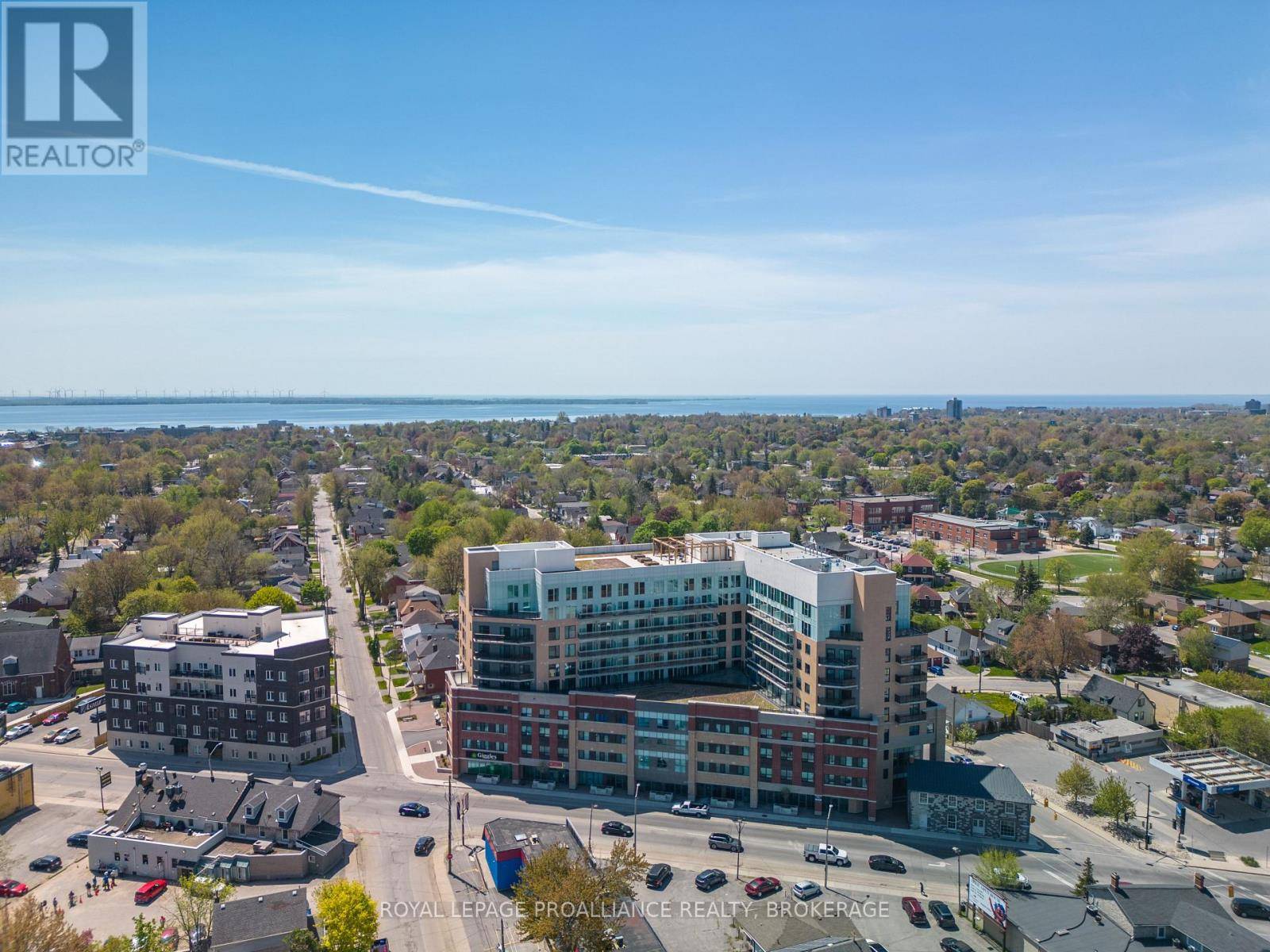Kingston (central City East), ON K7L1E5,652 Princess ST #1023
