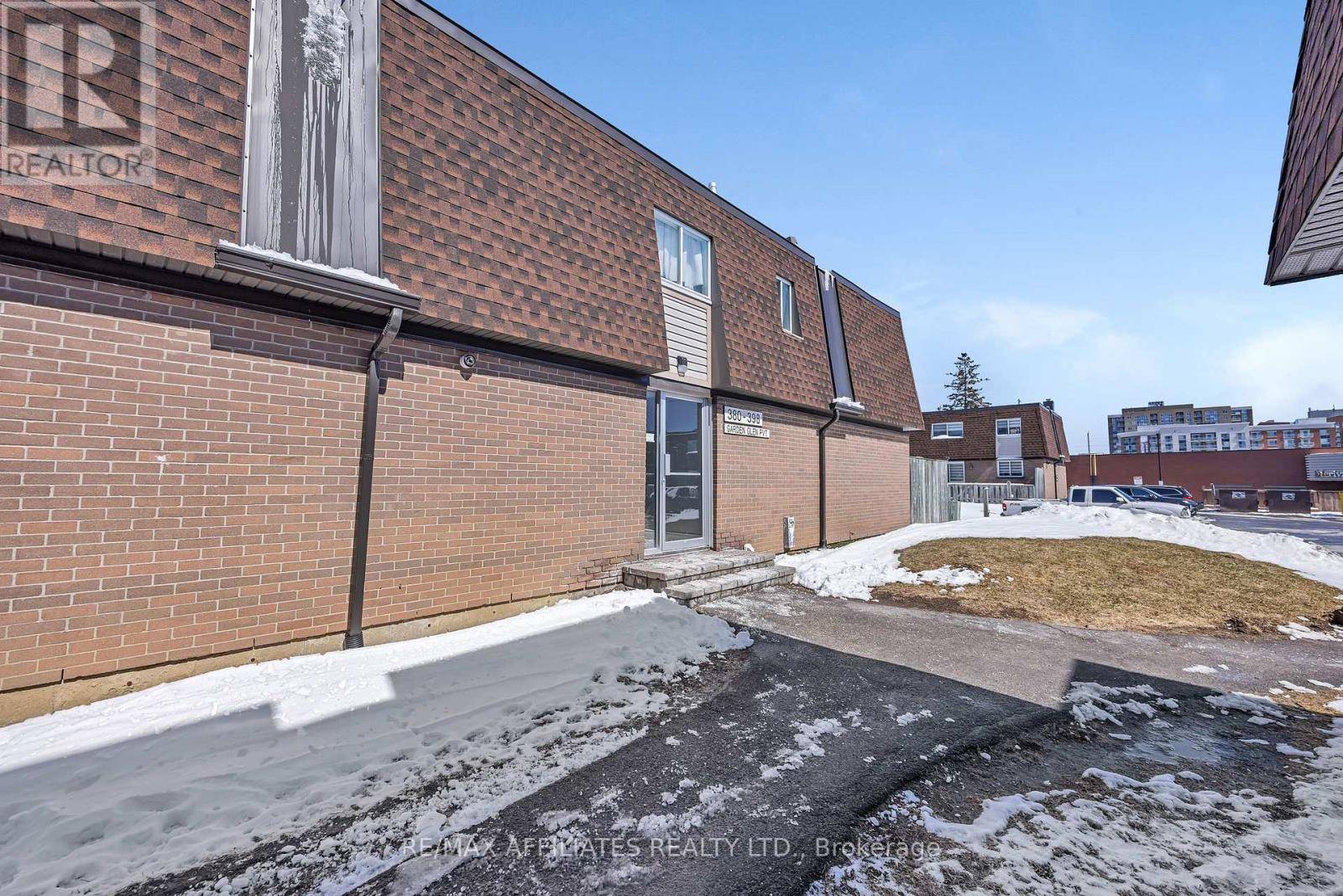 Ottawa, ON K2G1E4,392 Garden Glen Private #67