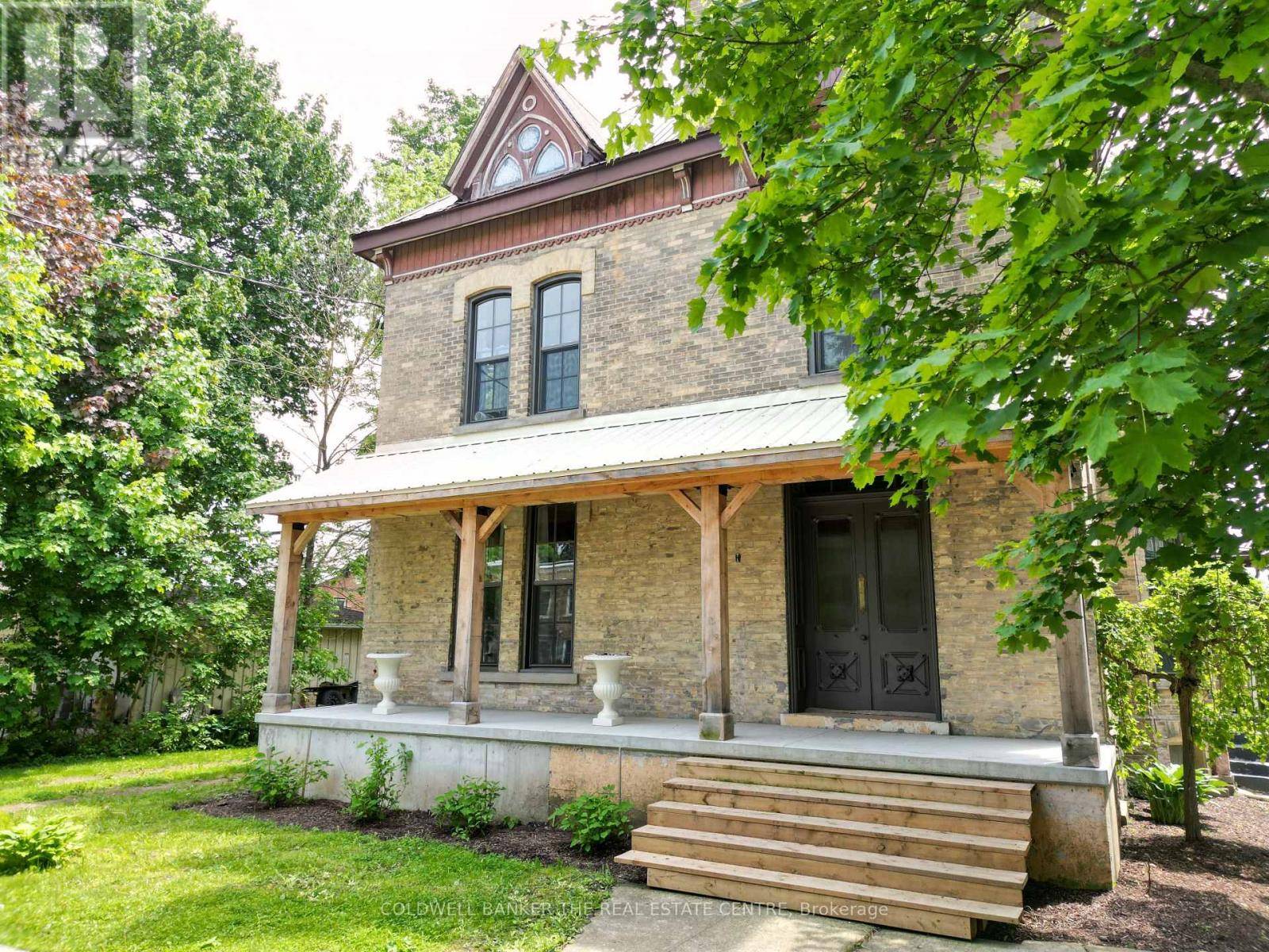 Wellington North (mount Forest), ON N0G2L2,150 WELLINGTON STREET E