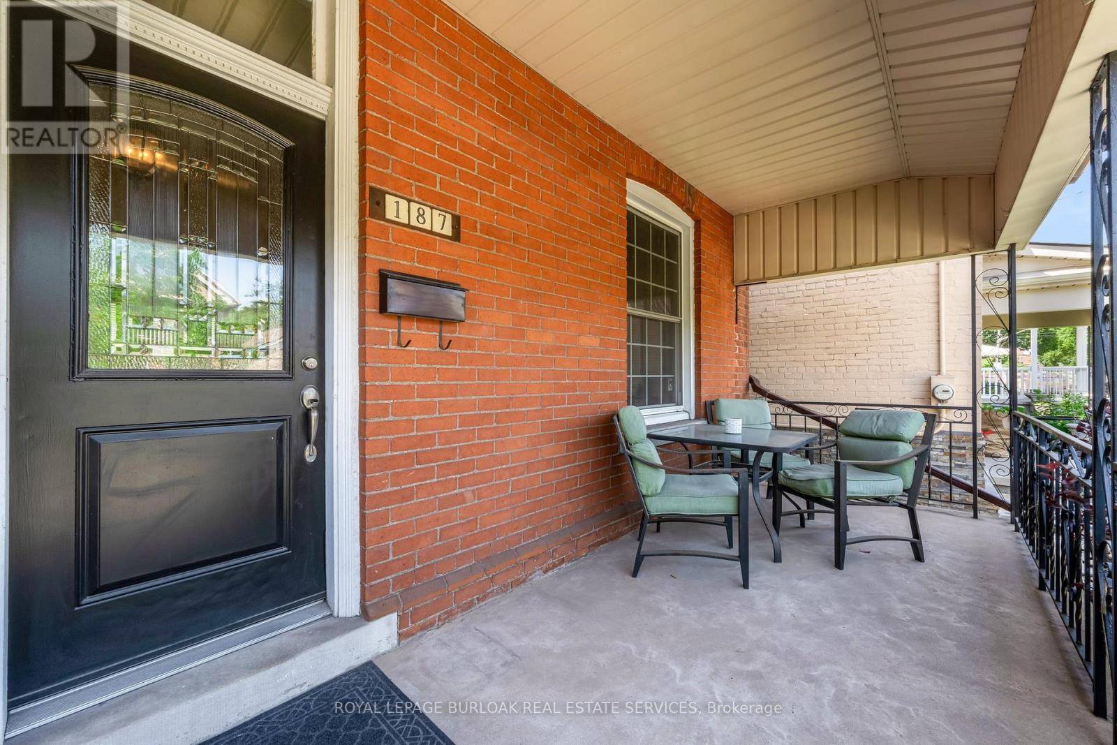 Hamilton (beasley), ON L8L5E9,187 VICTORIA AVENUE N