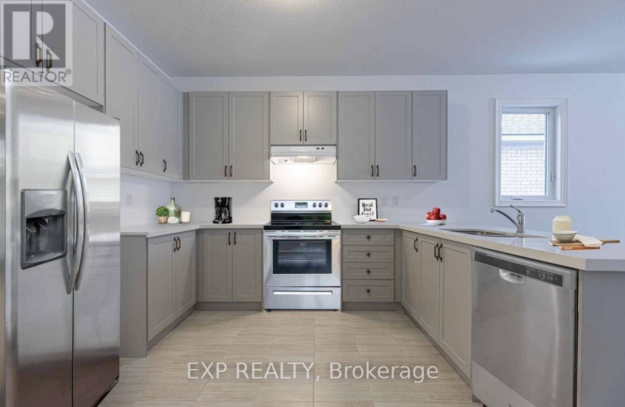 Tillsonburg, ON N4G0J8,30 SEATON CRESCENT