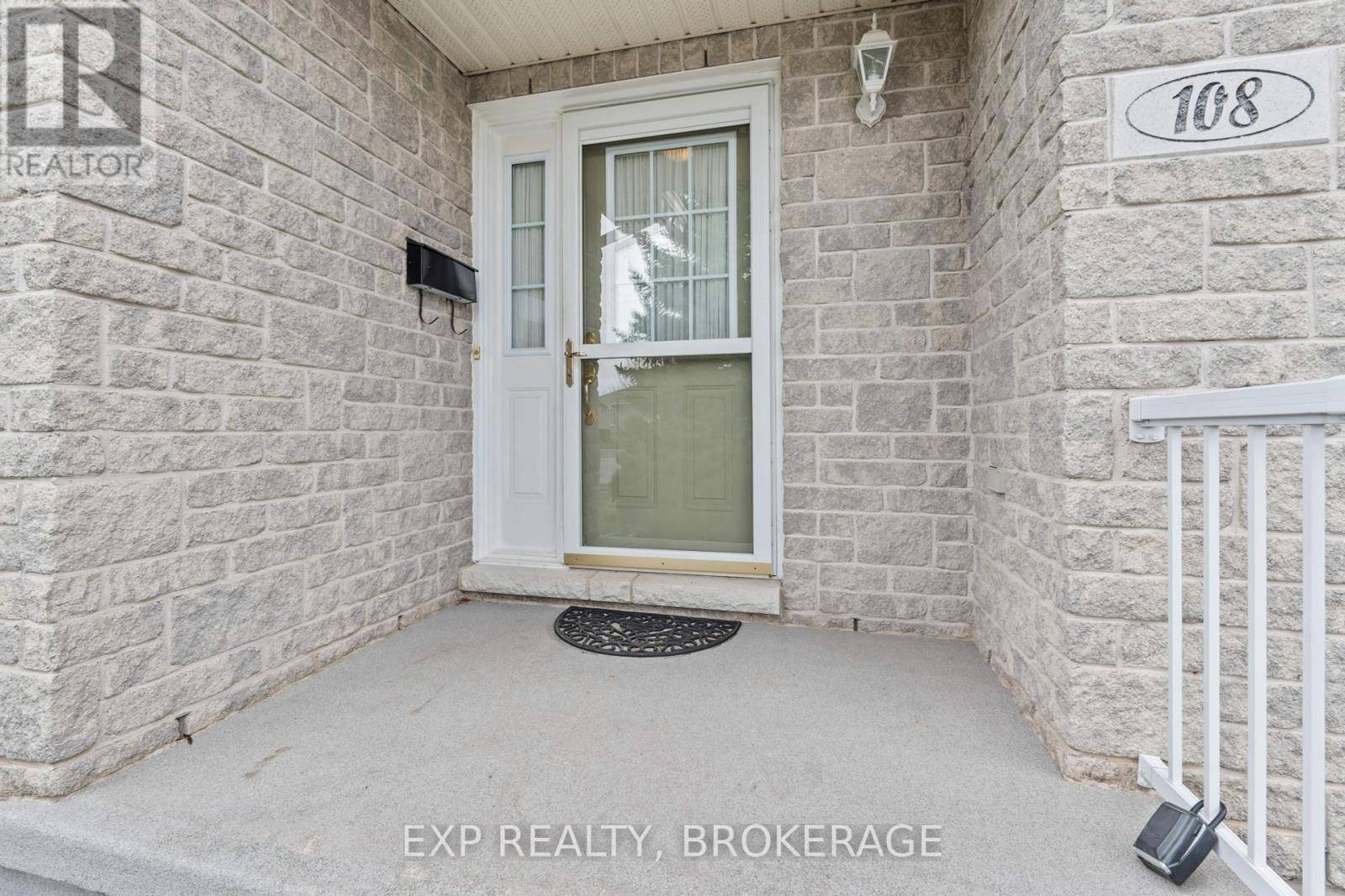 Kingston (city Northwest), ON K7P3H7,108 SHERIDAN STREET