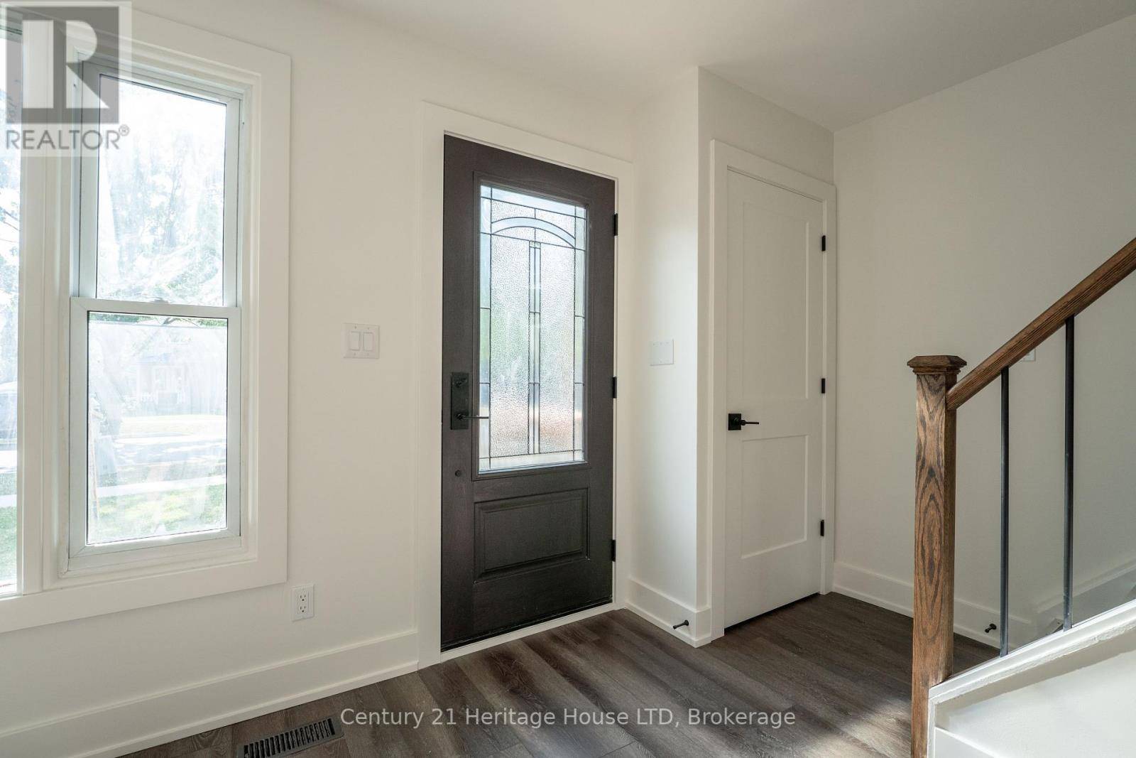 Welland (n. Welland), ON L3C5Y5,114 NORTHGATE DRIVE