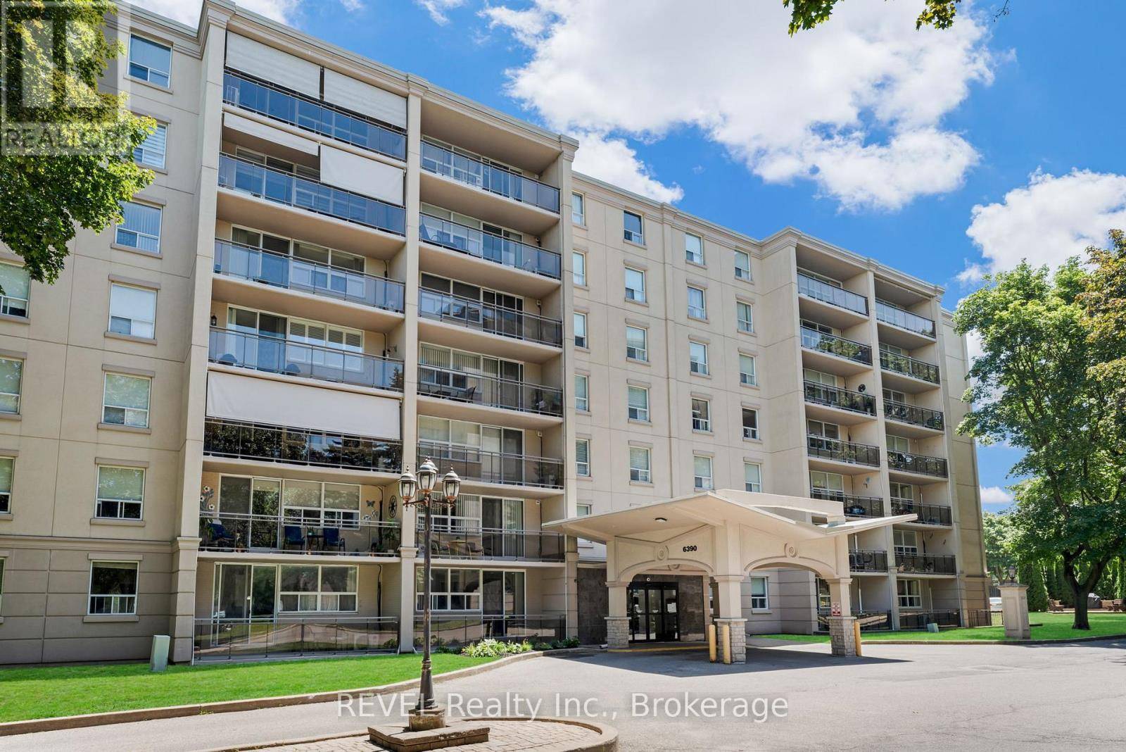 Niagara Falls (stamford), ON L2H1H1,6390 Huggins ST #502