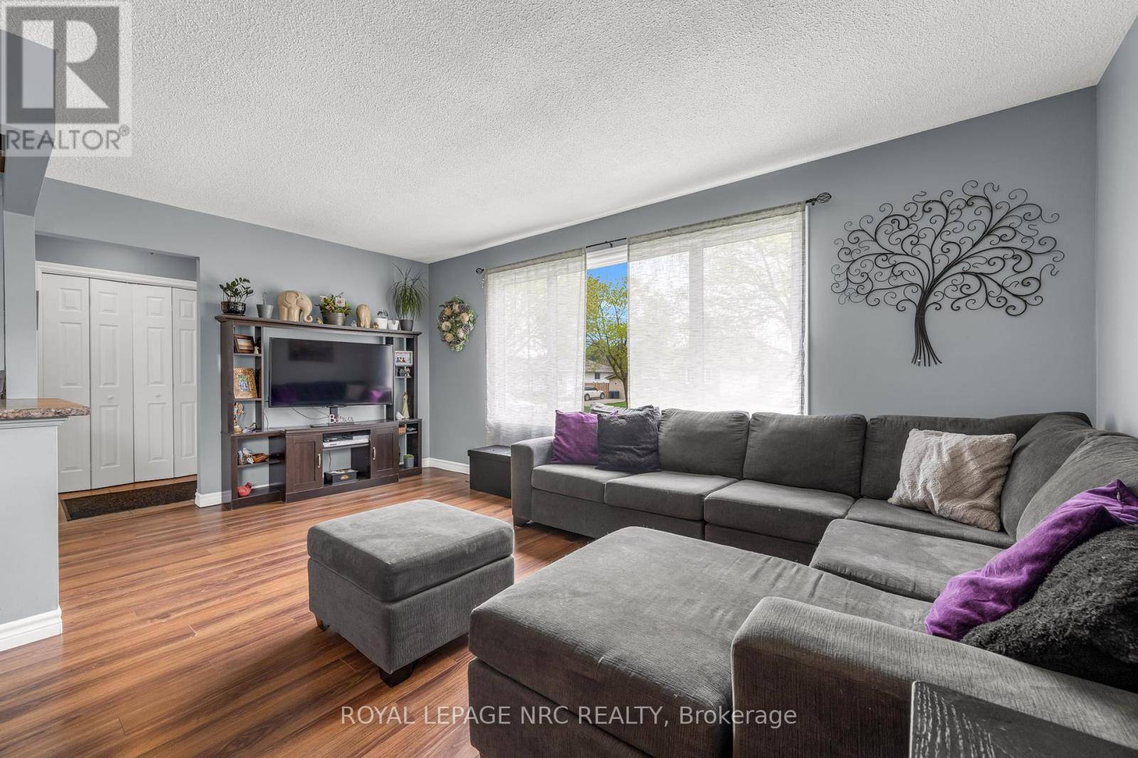 Niagara Falls (casey), ON L2J3T3,7301 NORTH DORSET PLACE