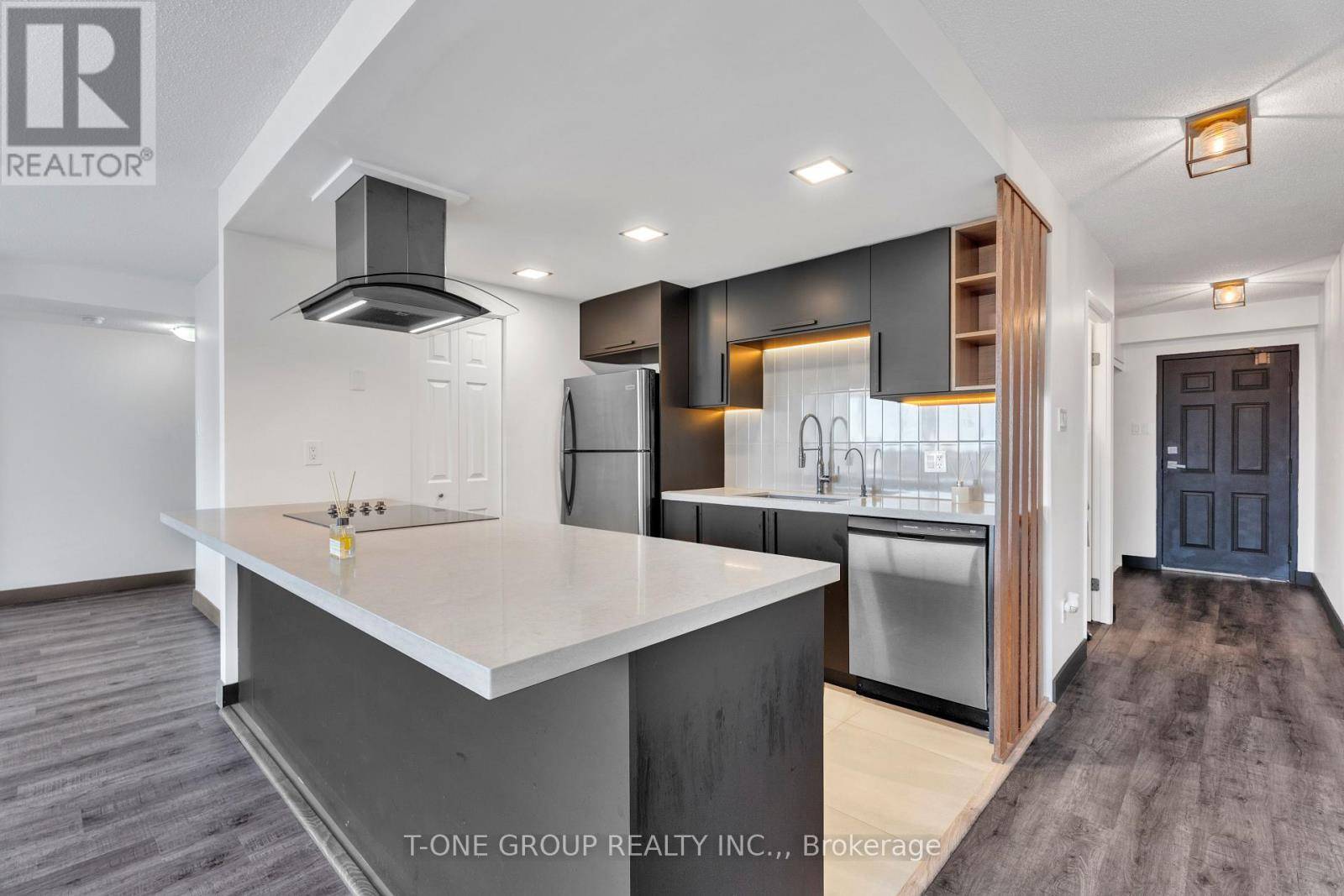 London East (east F), ON N6A5N7,155 KENT ST #1108